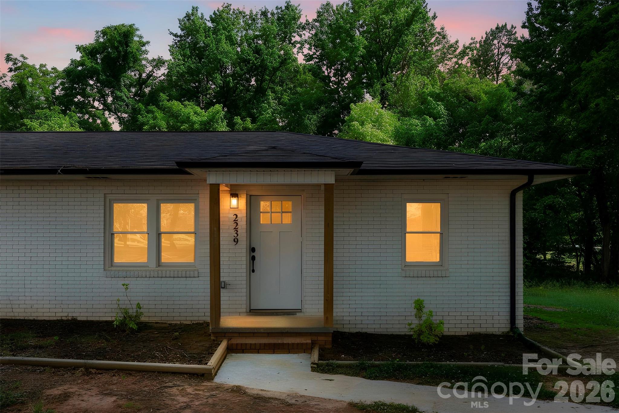 2237-2239 Catawba Heights Road Property Photo 5