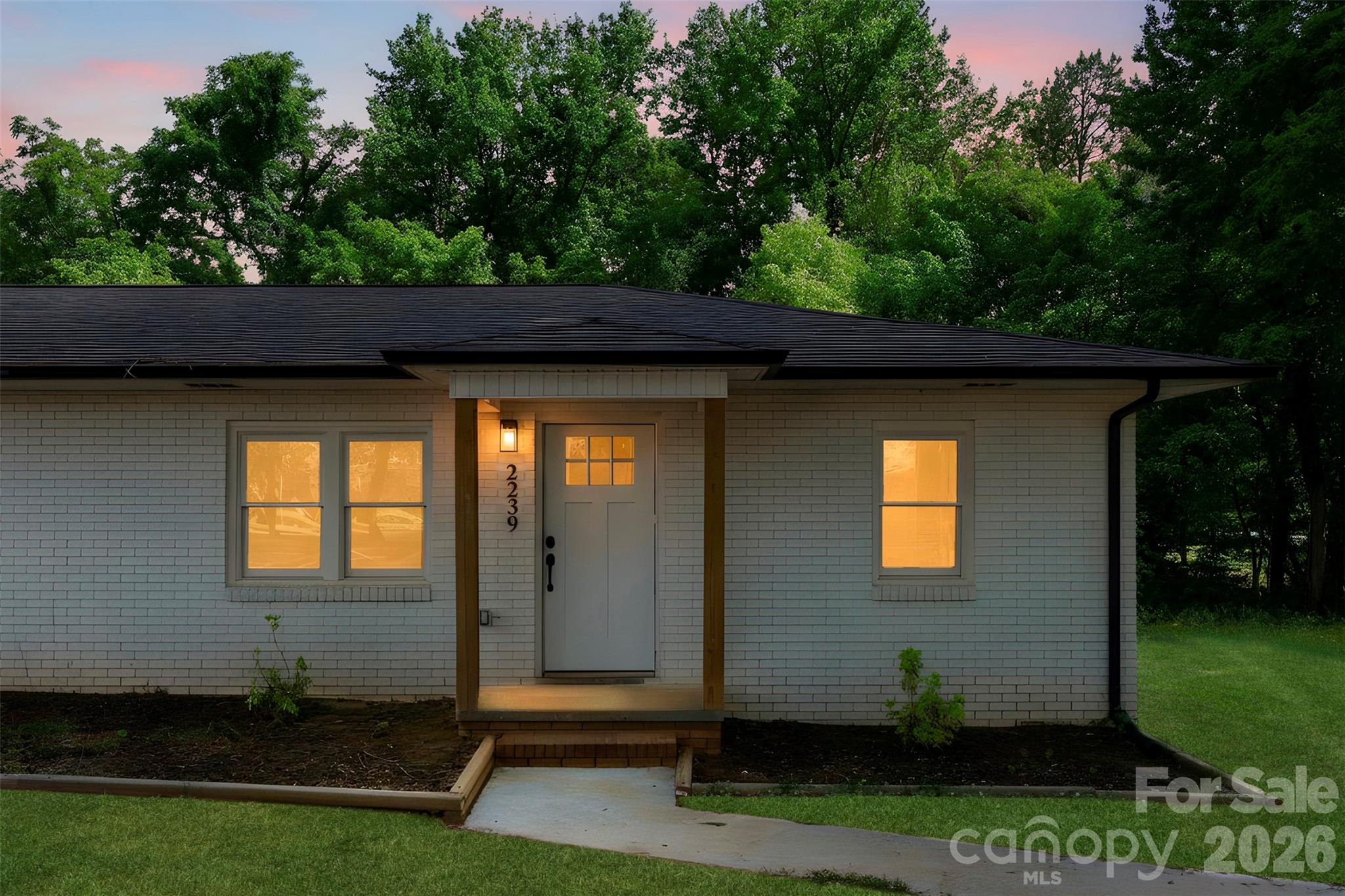 2237-2239 Catawba Heights Road Property Photo 7