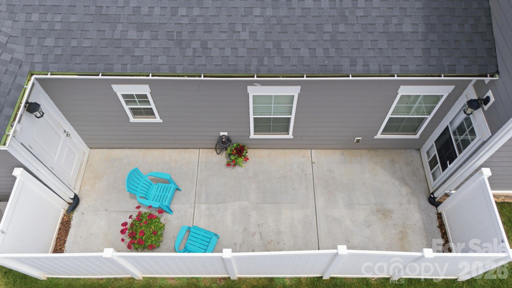 2176 Moss Meadow Lane Property Photo 3