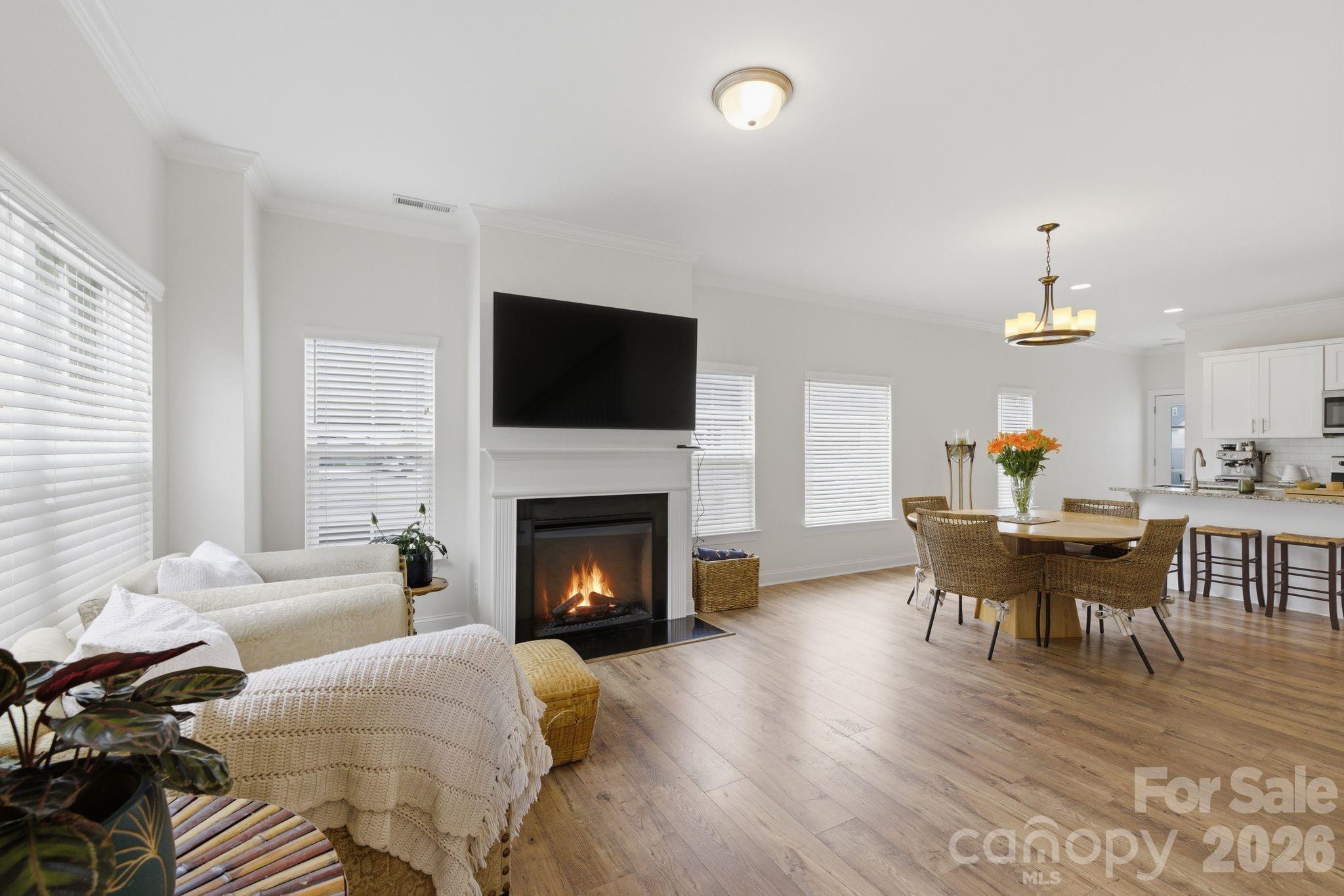 2176 Moss Meadow Lane Property Photo 6