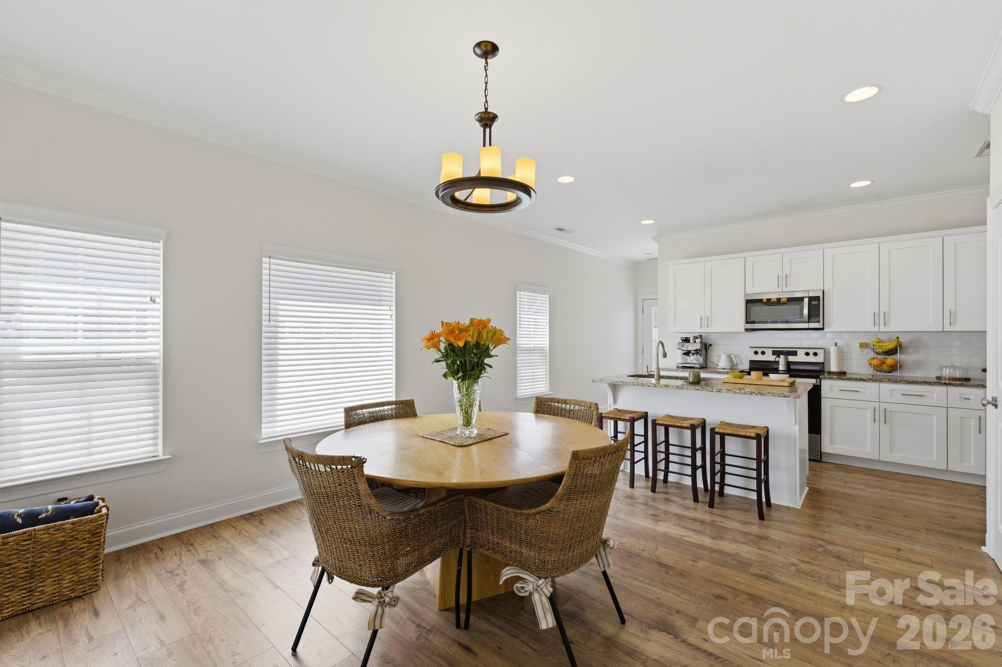 2176 Moss Meadow Lane Property Photo 7