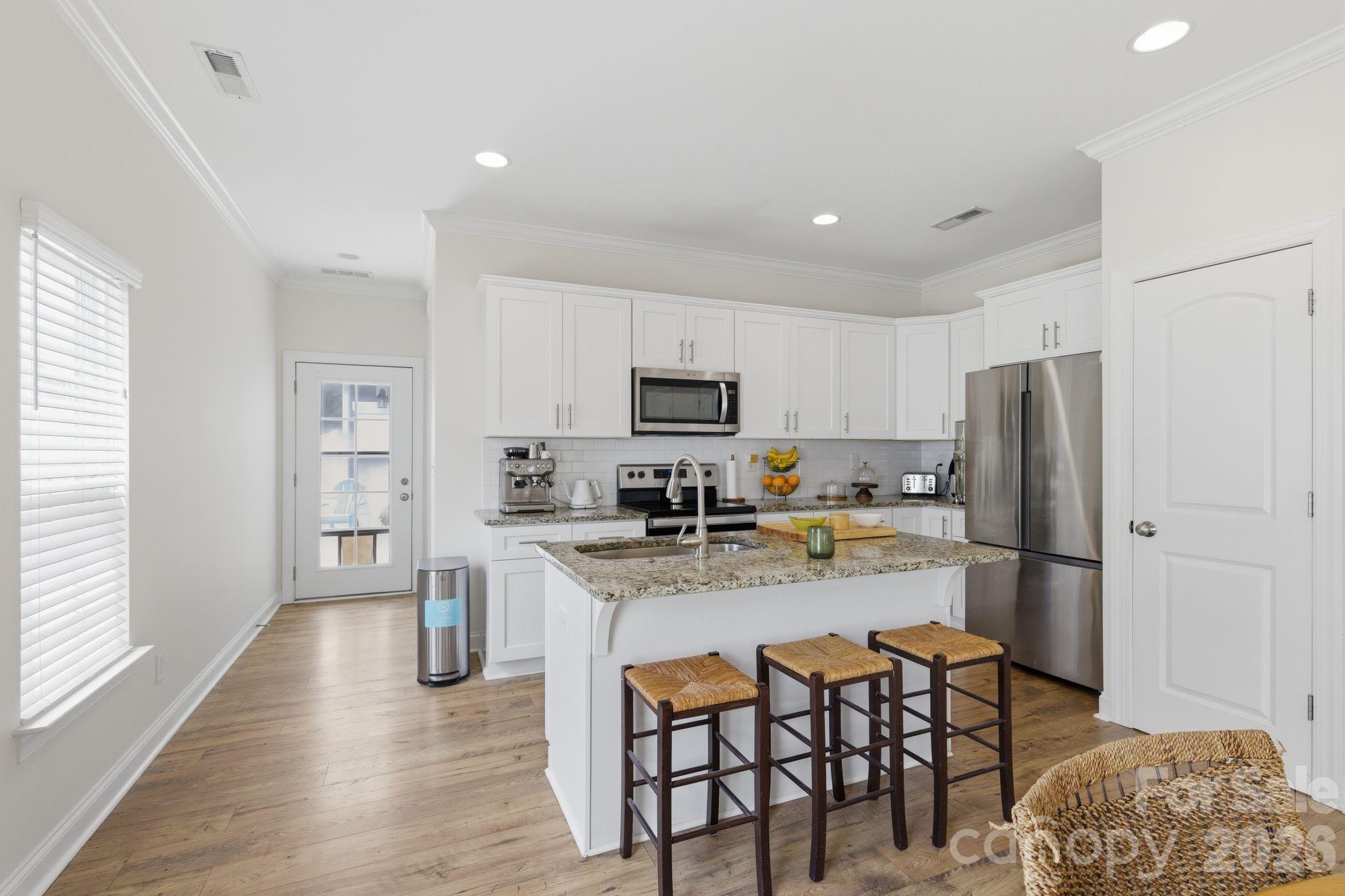 2176 Moss Meadow Lane Property Photo 9