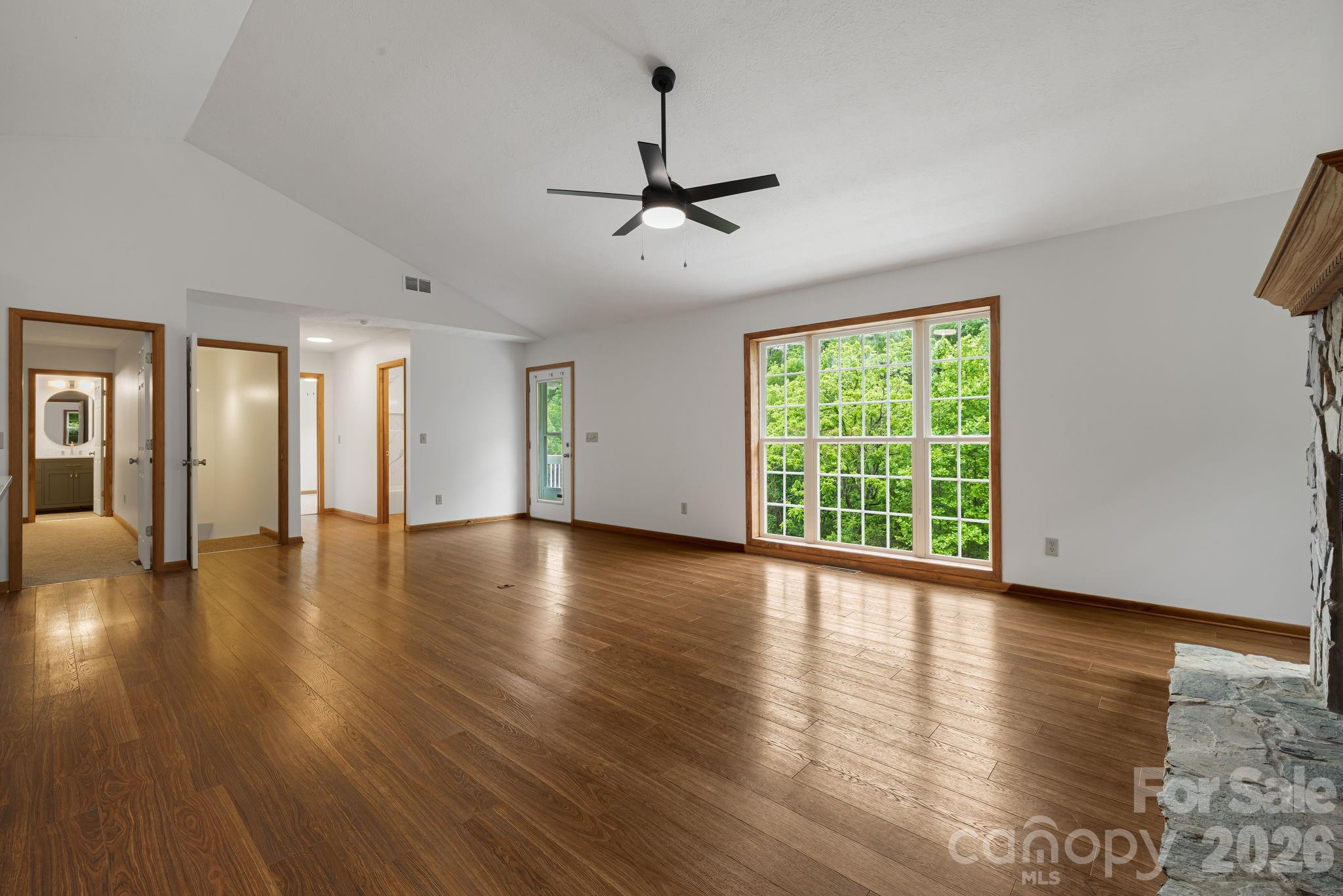 100 Woven Cloud Lane Property Photo 3