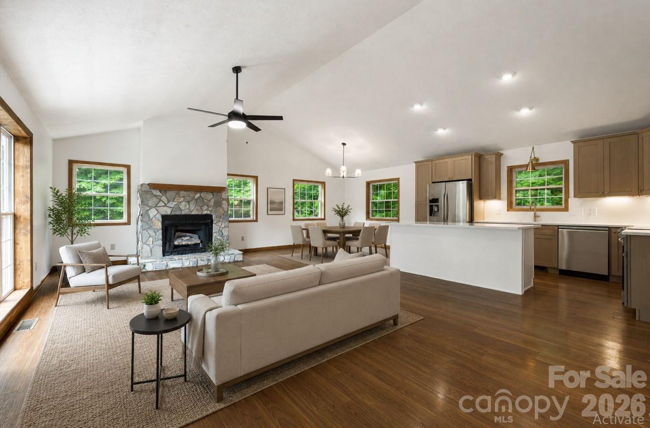 100 Woven Cloud Lane Property Photo 6