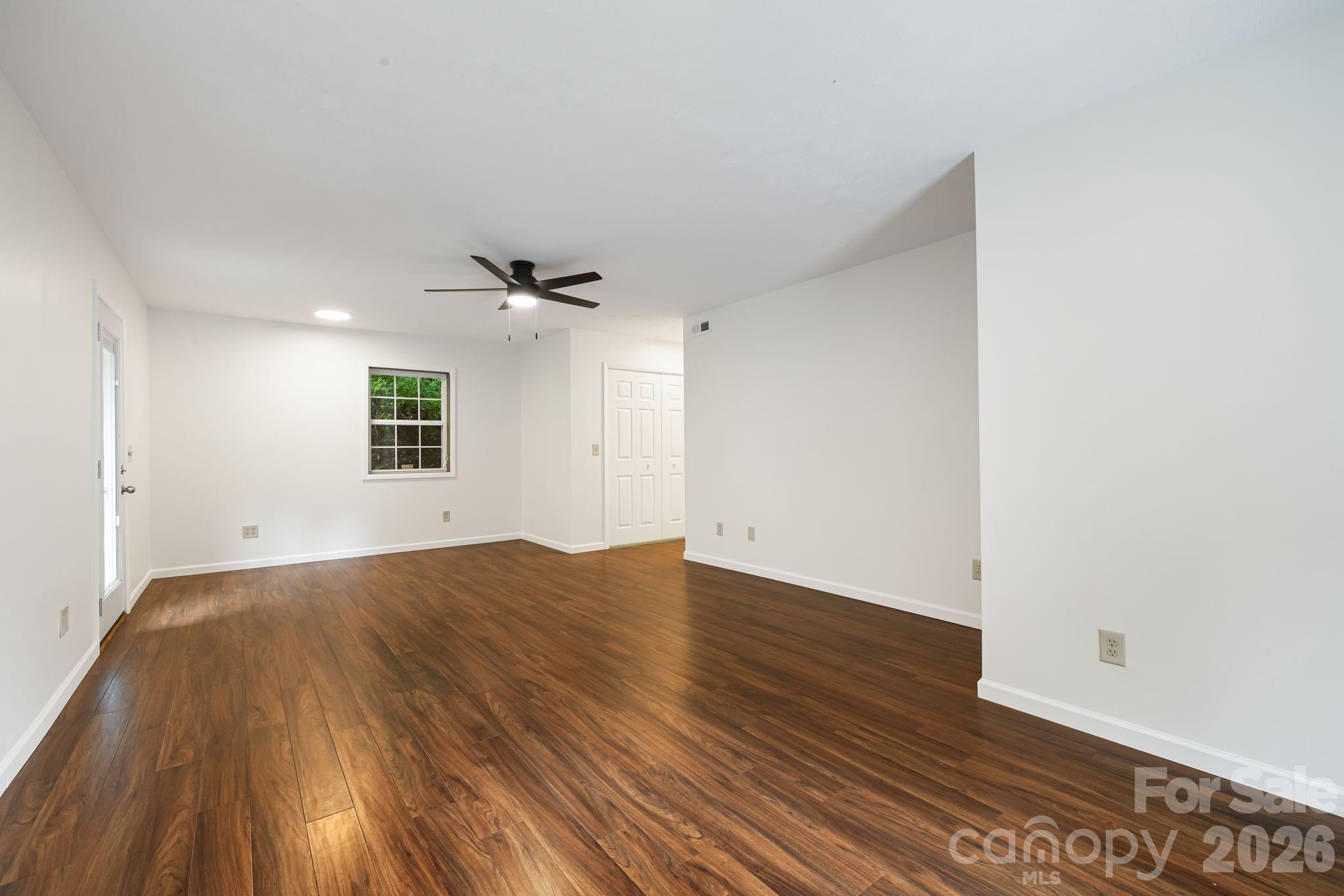 100 Woven Cloud Lane Property Photo 14