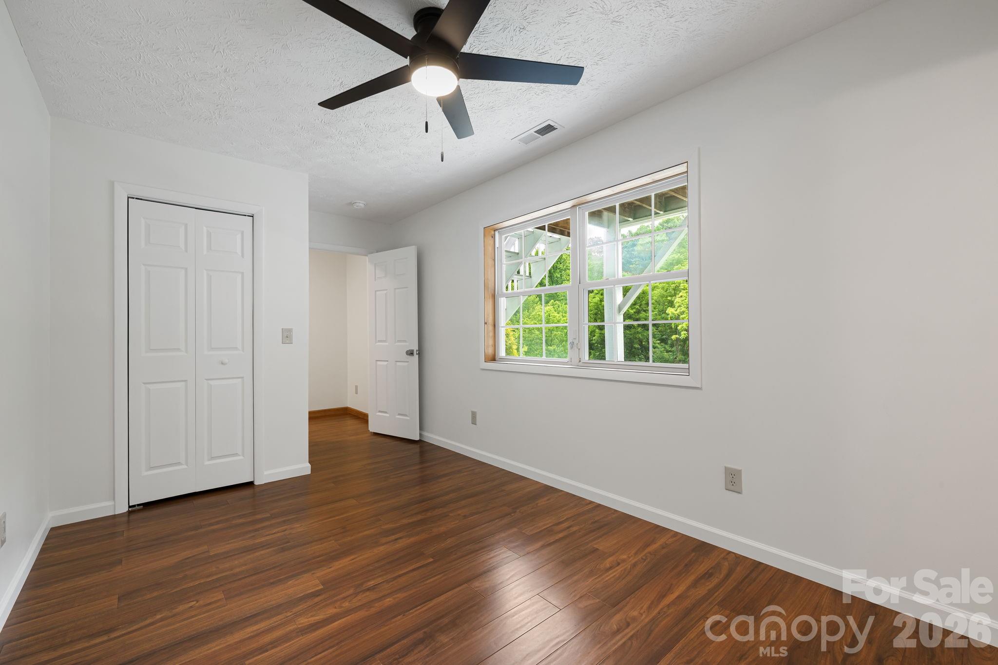 100 Woven Cloud Lane Property Photo 21