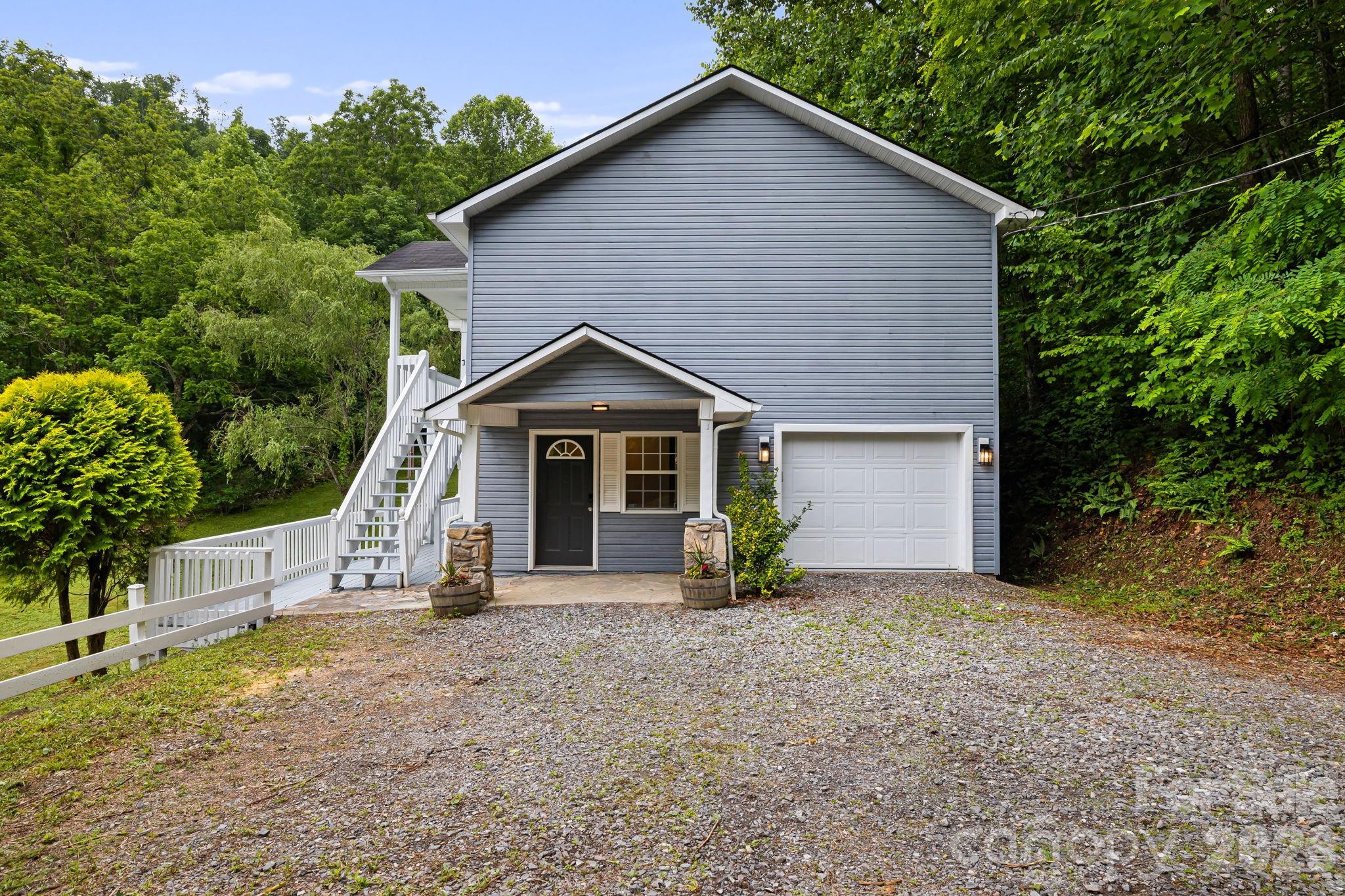 100 Woven Cloud Lane Property Photo 24