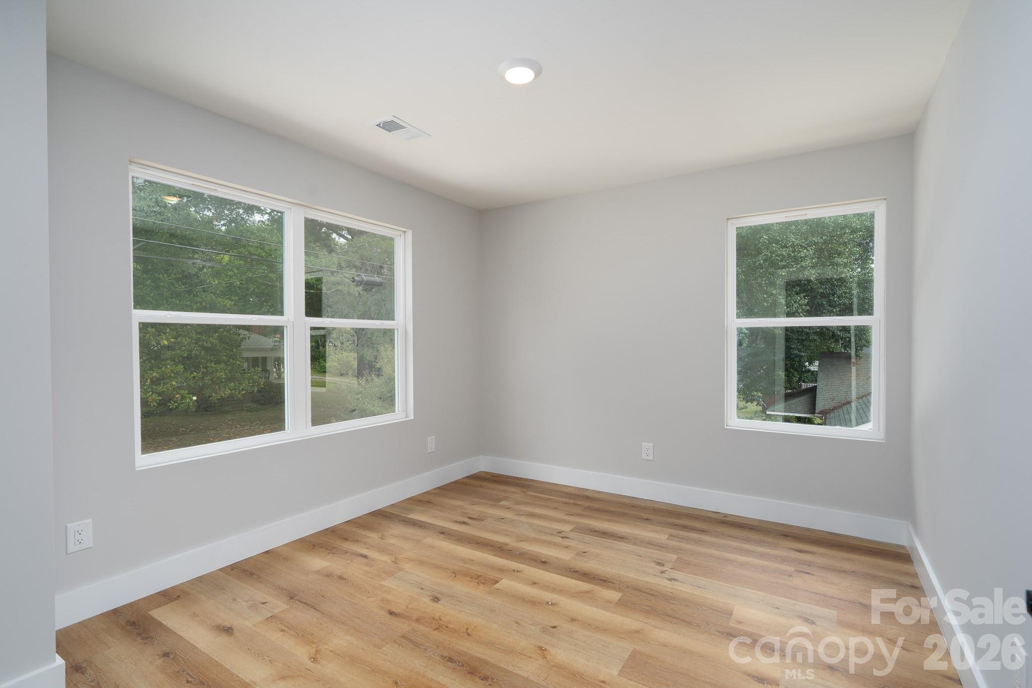 733 Irene Avenue Property Photo 12