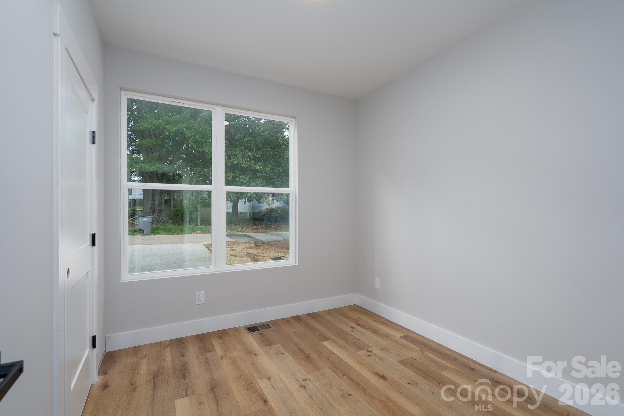 733 Irene Avenue Property Photo 23