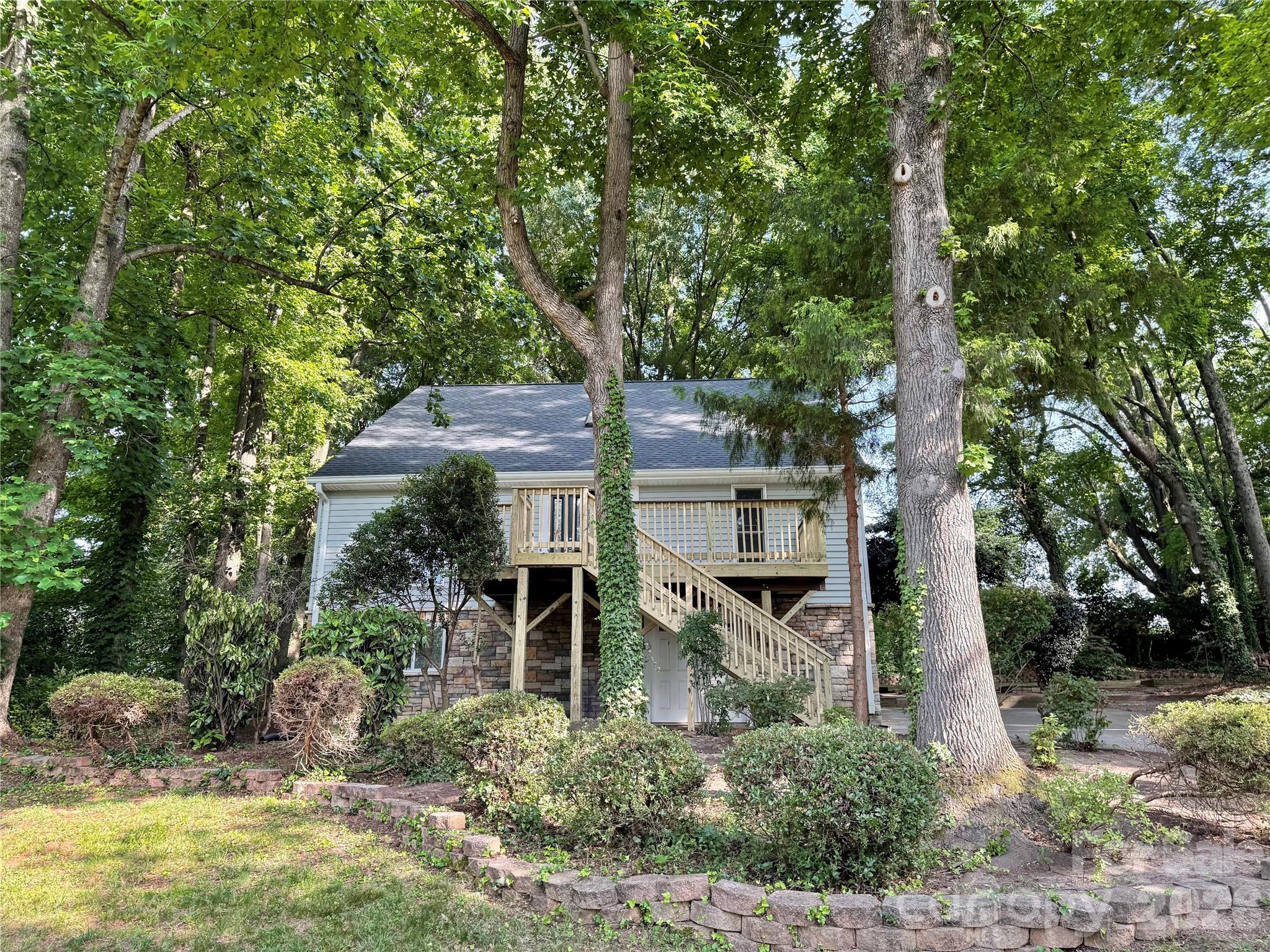 21123 Rio Oro Drive Property Photo 5