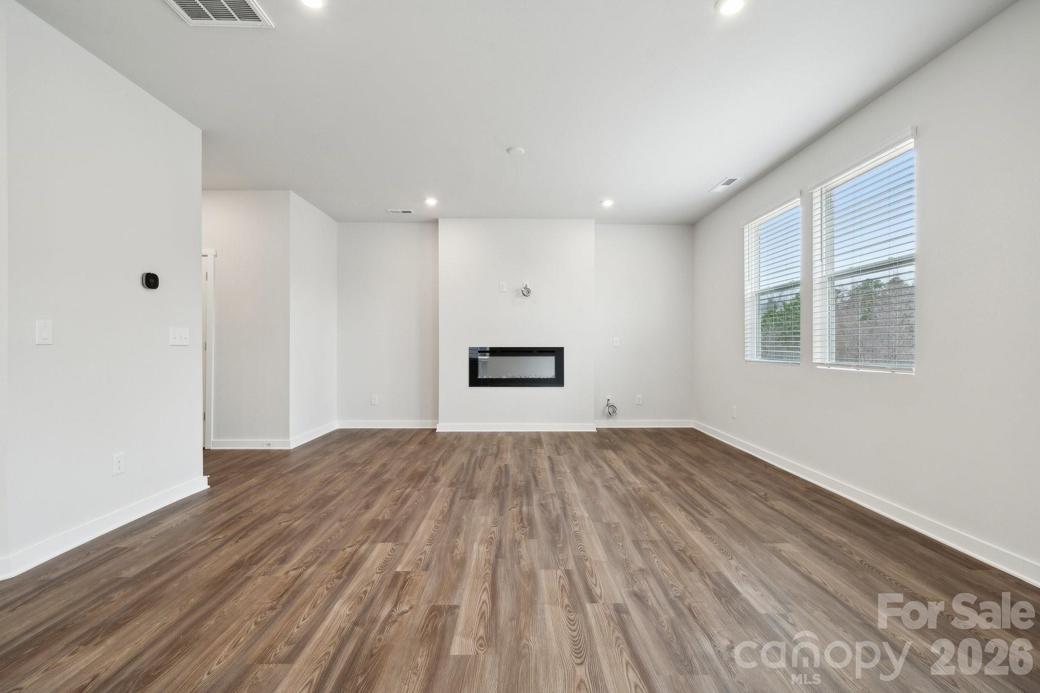 8079 Midas Lane Property Photo 10
