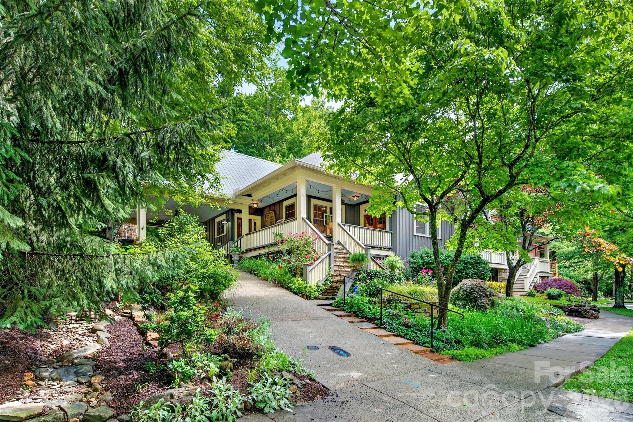 52 Cheshire Drive Property Photo 2