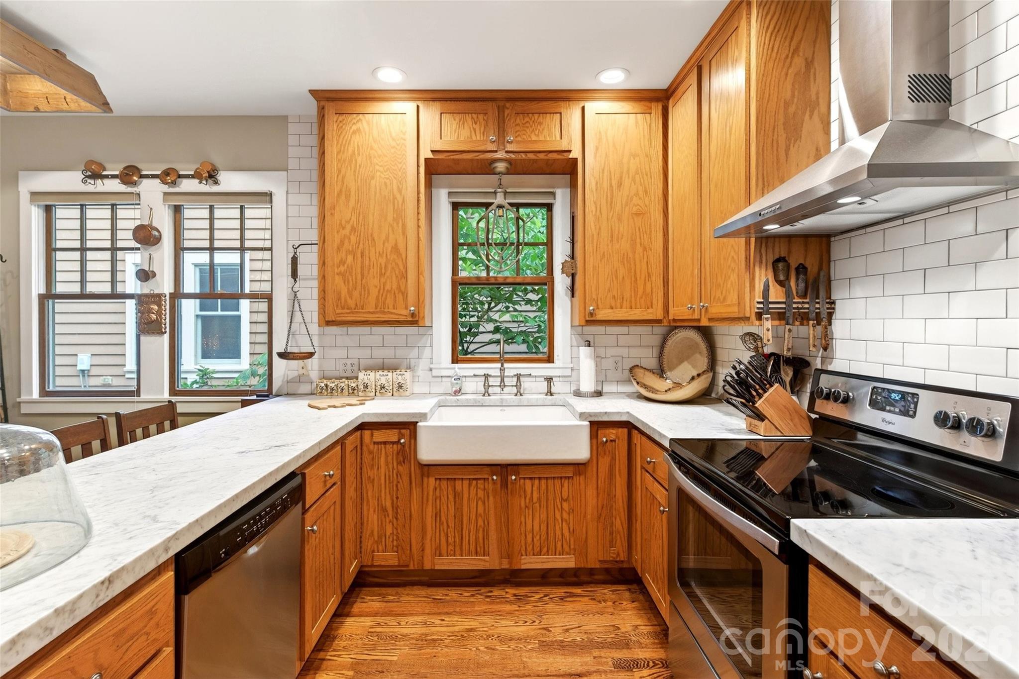 52 Cheshire Drive Property Photo 6