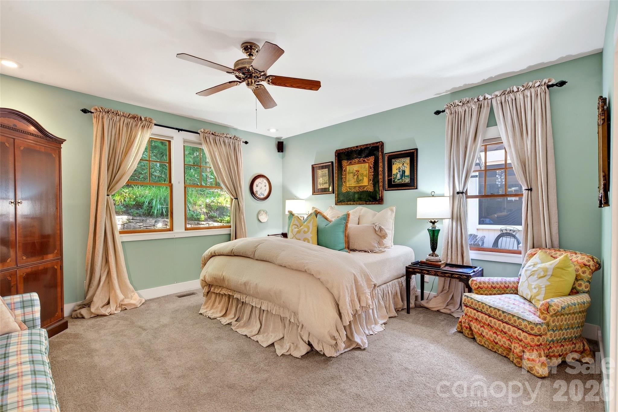 52 Cheshire Drive Property Photo 40
