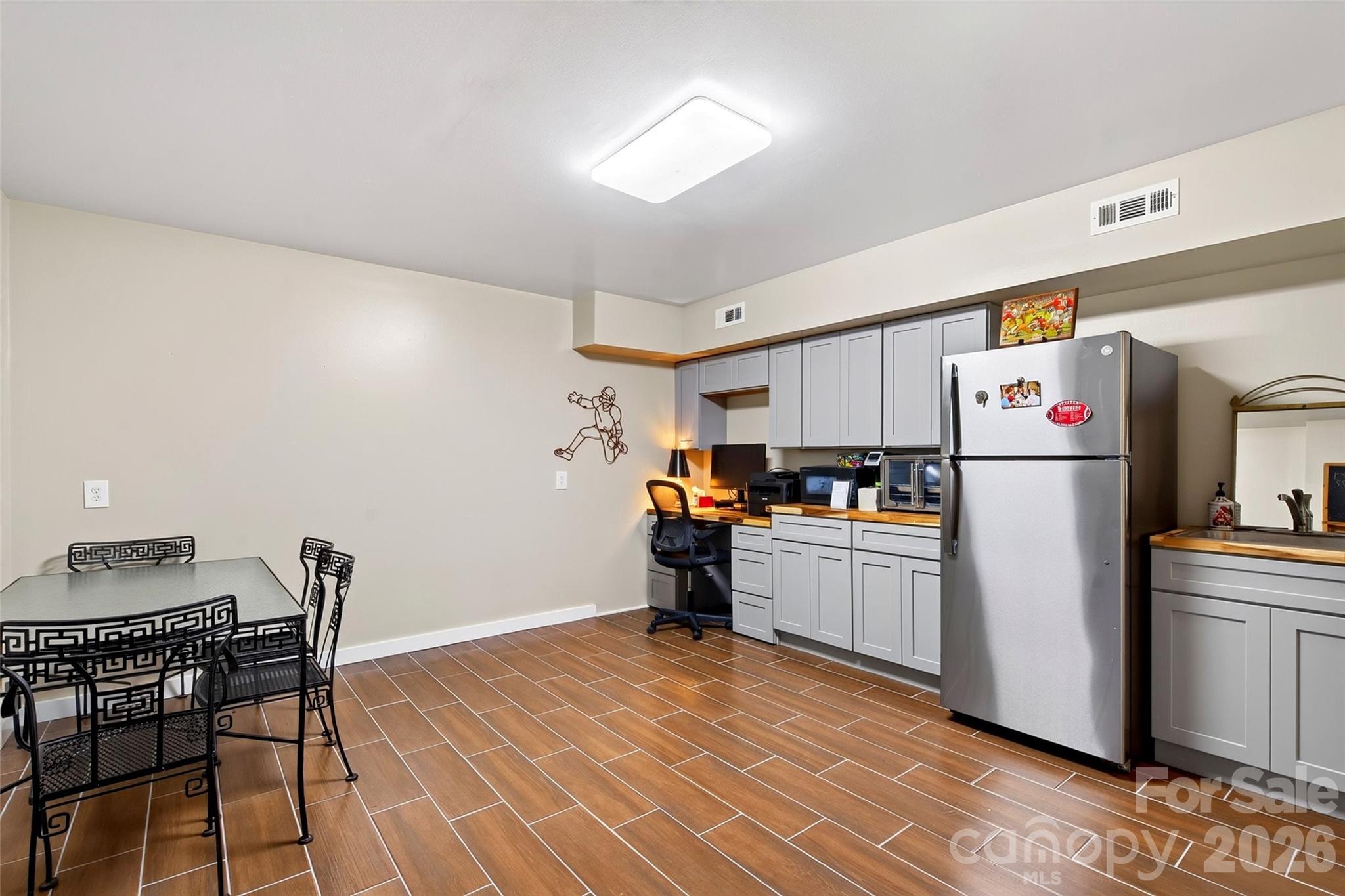 52 Cheshire Drive Property Photo 47