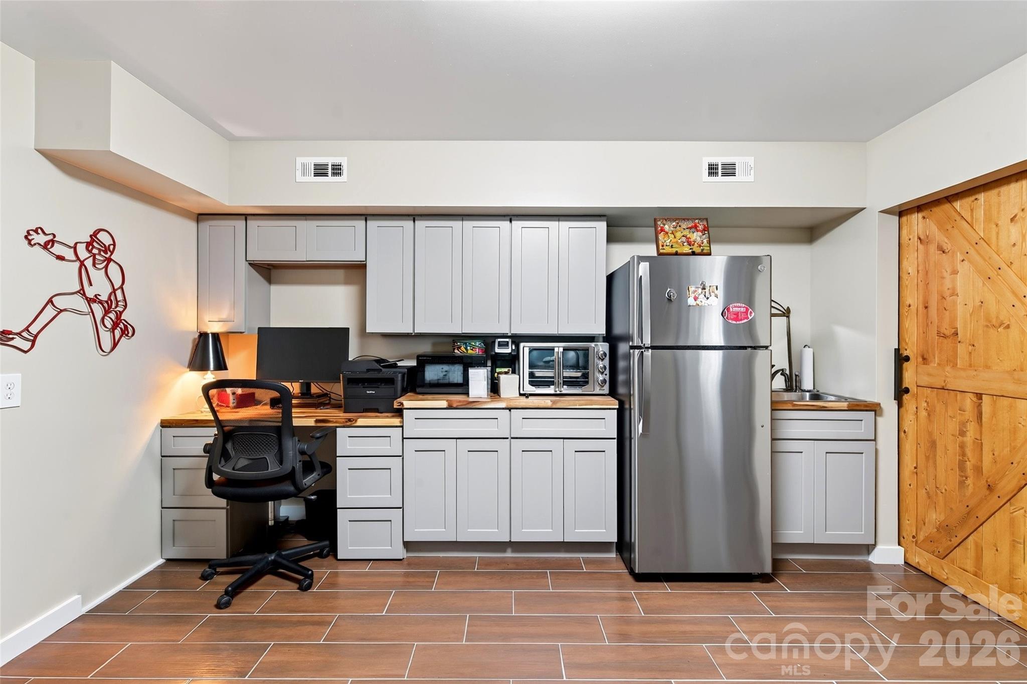 52 Cheshire Drive Property Photo 48
