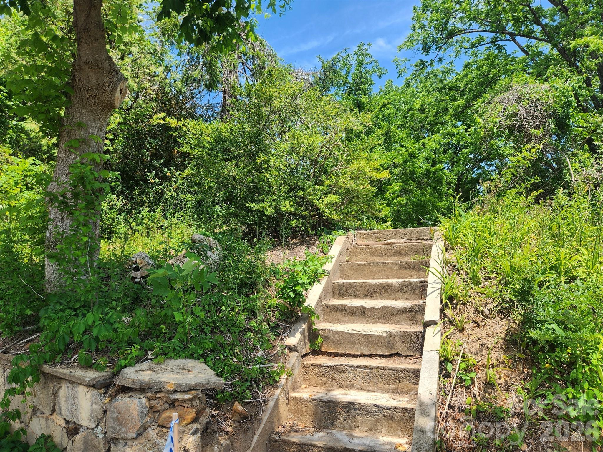 11 Weaver Hill Road Property Photo 3