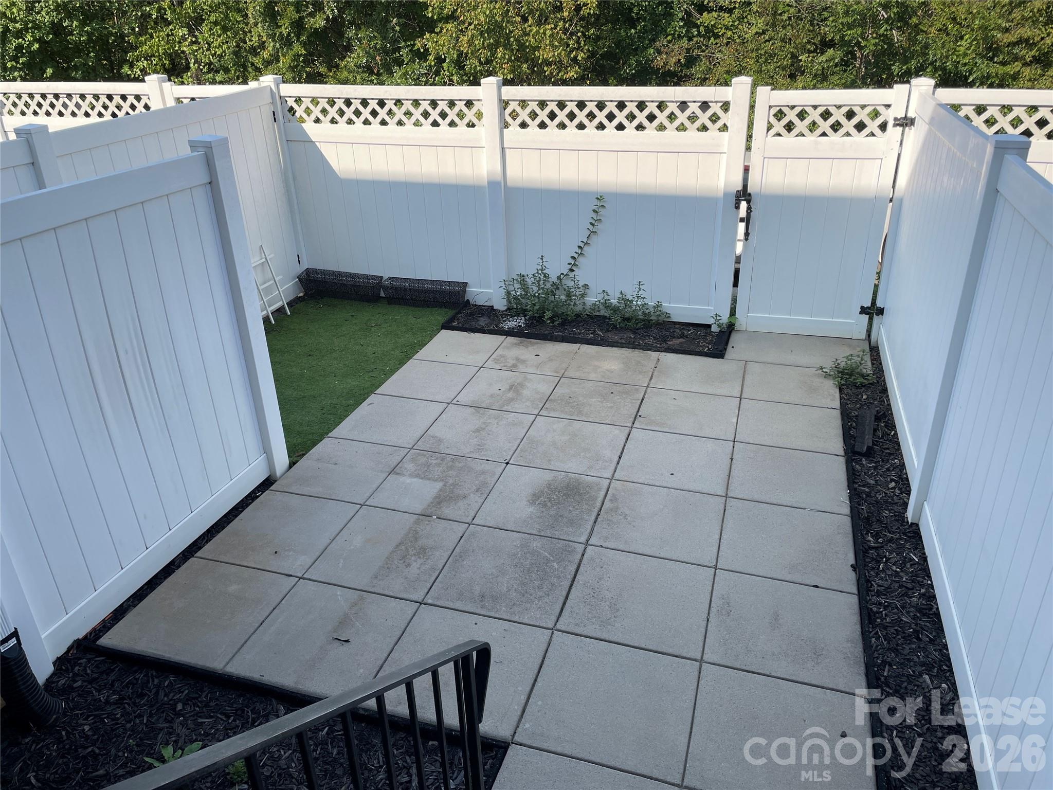 371 Beacon Street Property Photo 17