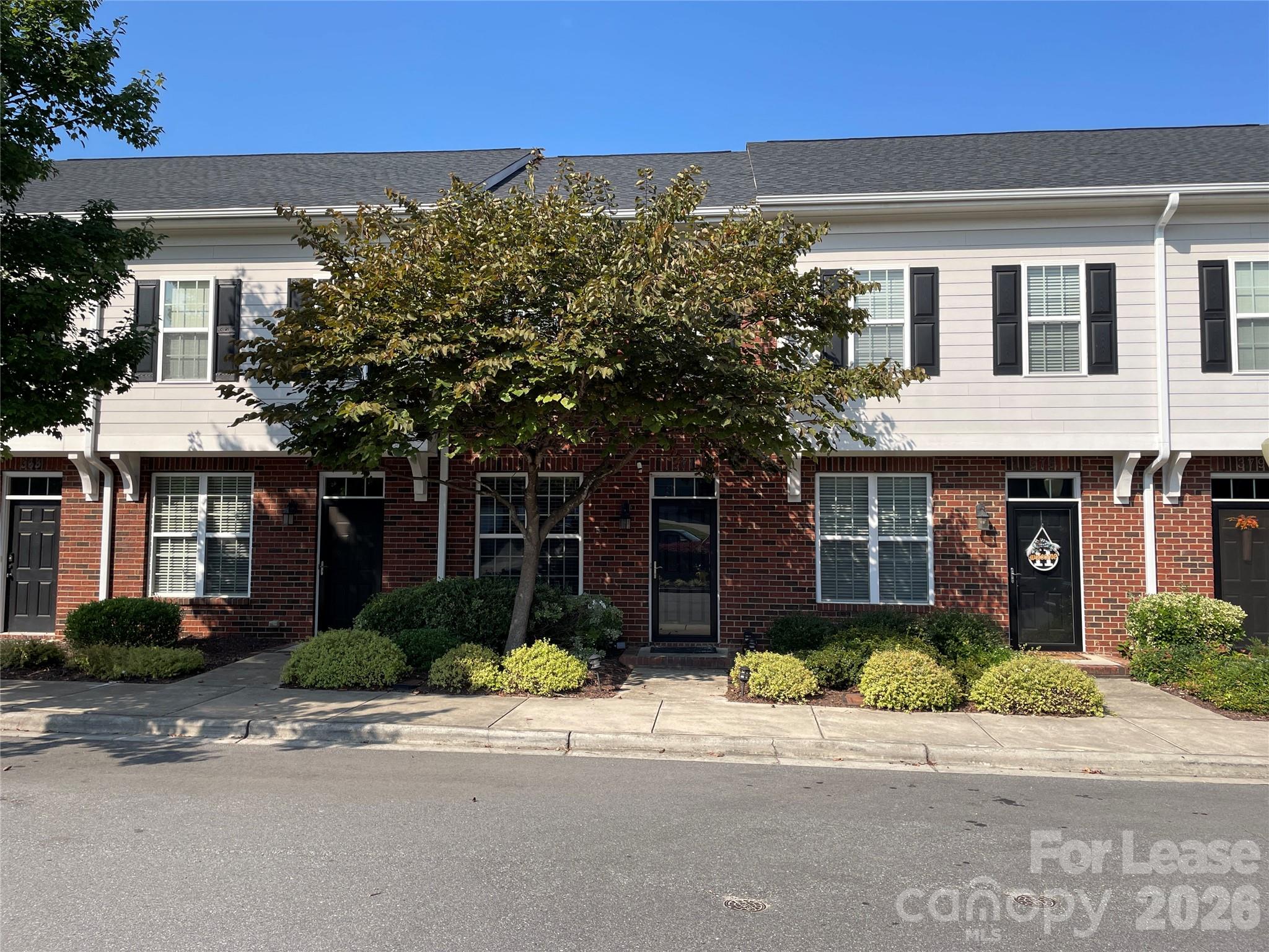 371 Beacon Street Property Photo 18