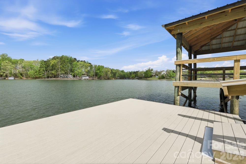 21225 Lake Run Drive Property Photo 29