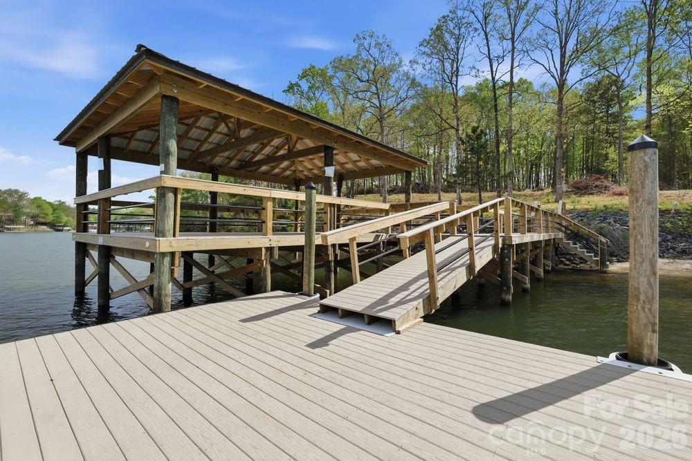 21225 Lake Run Drive Property Photo 30