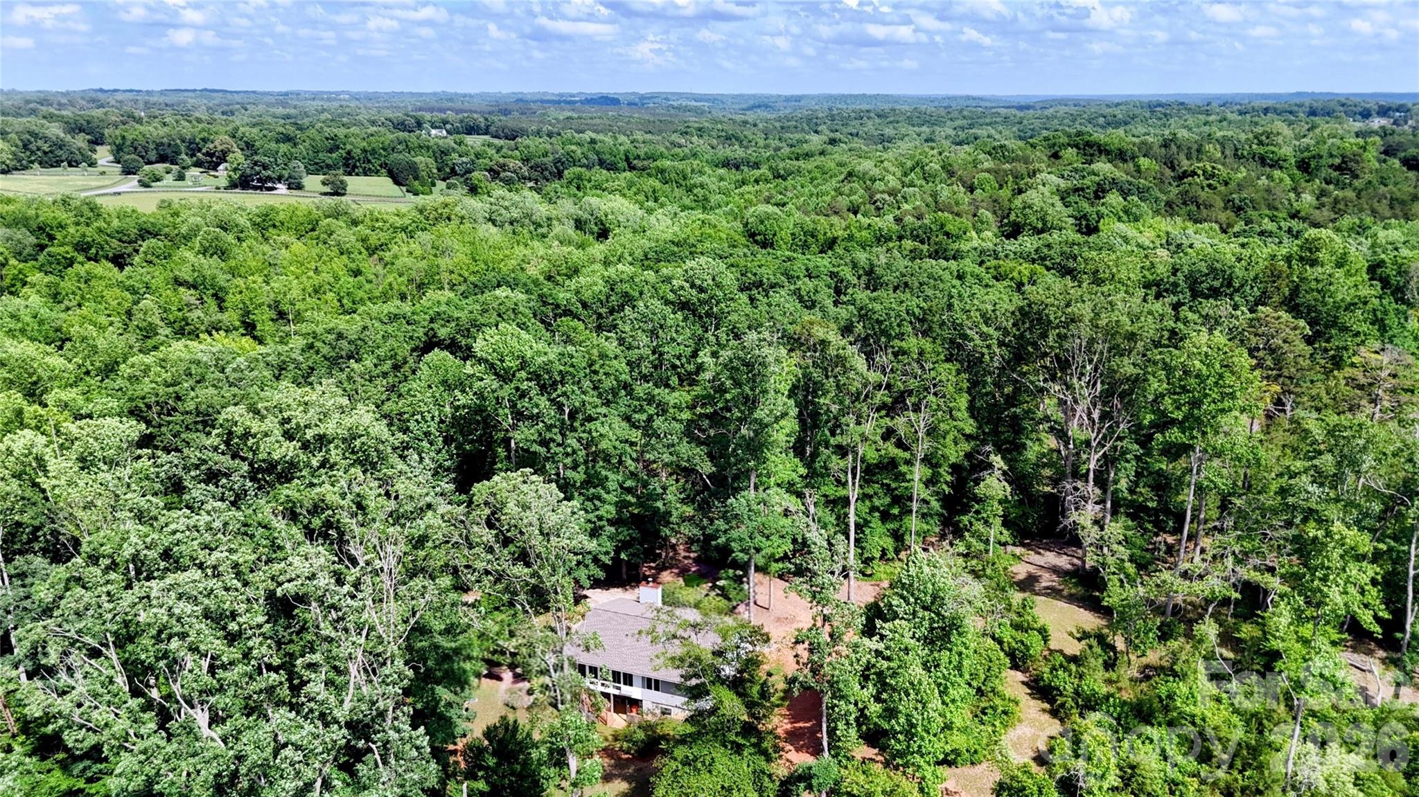 1943 Landrum Road Property Photo 9