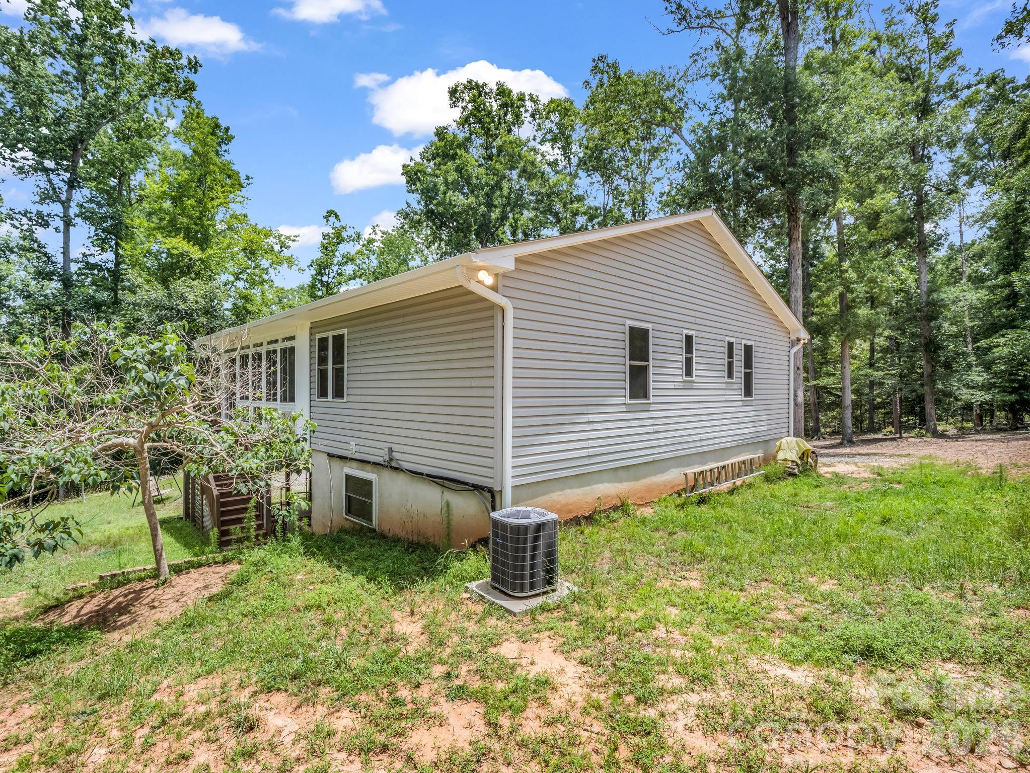 1943 Landrum Road Property Photo 12