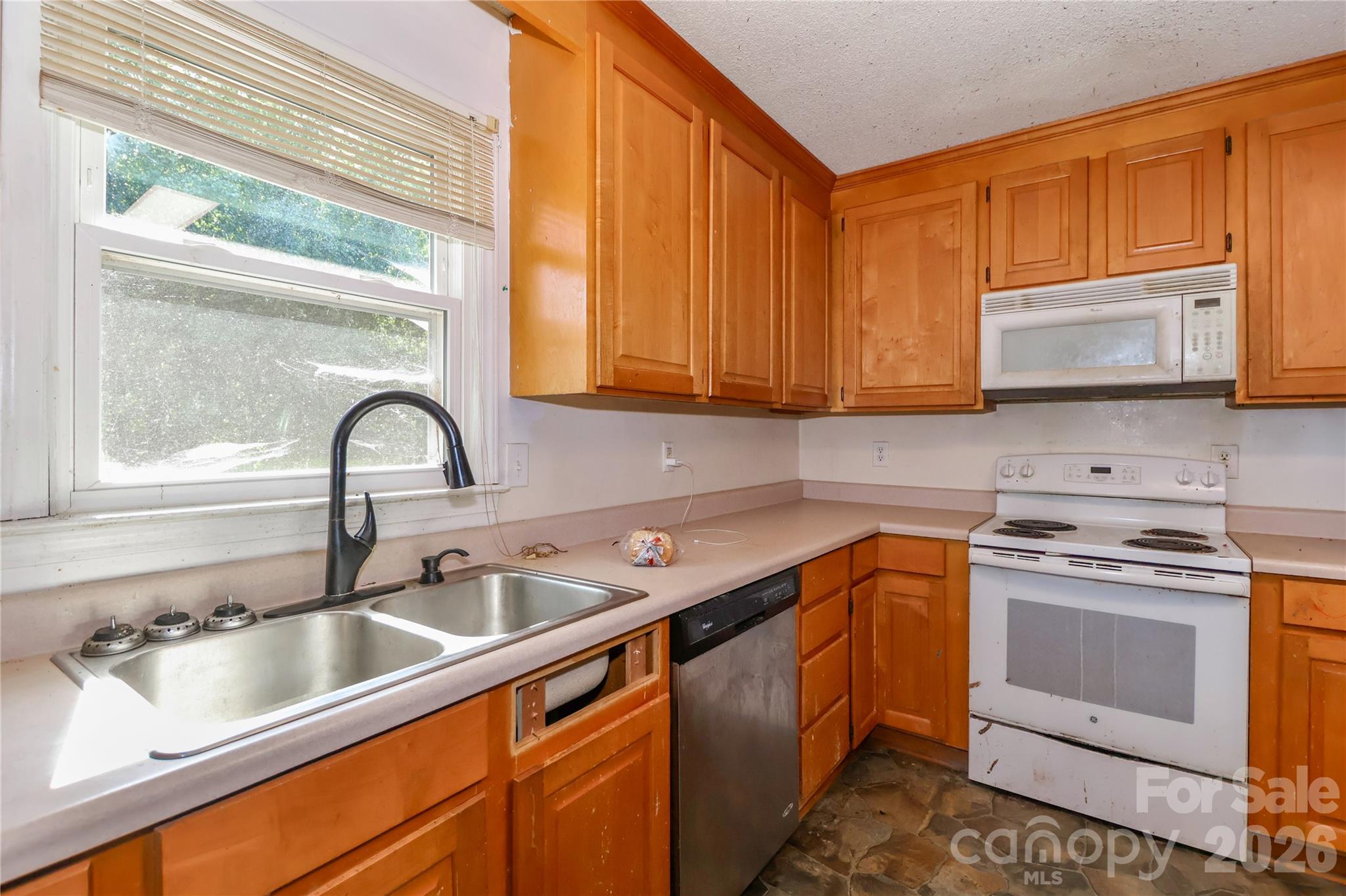9289 Fisher Road Property Photo 14