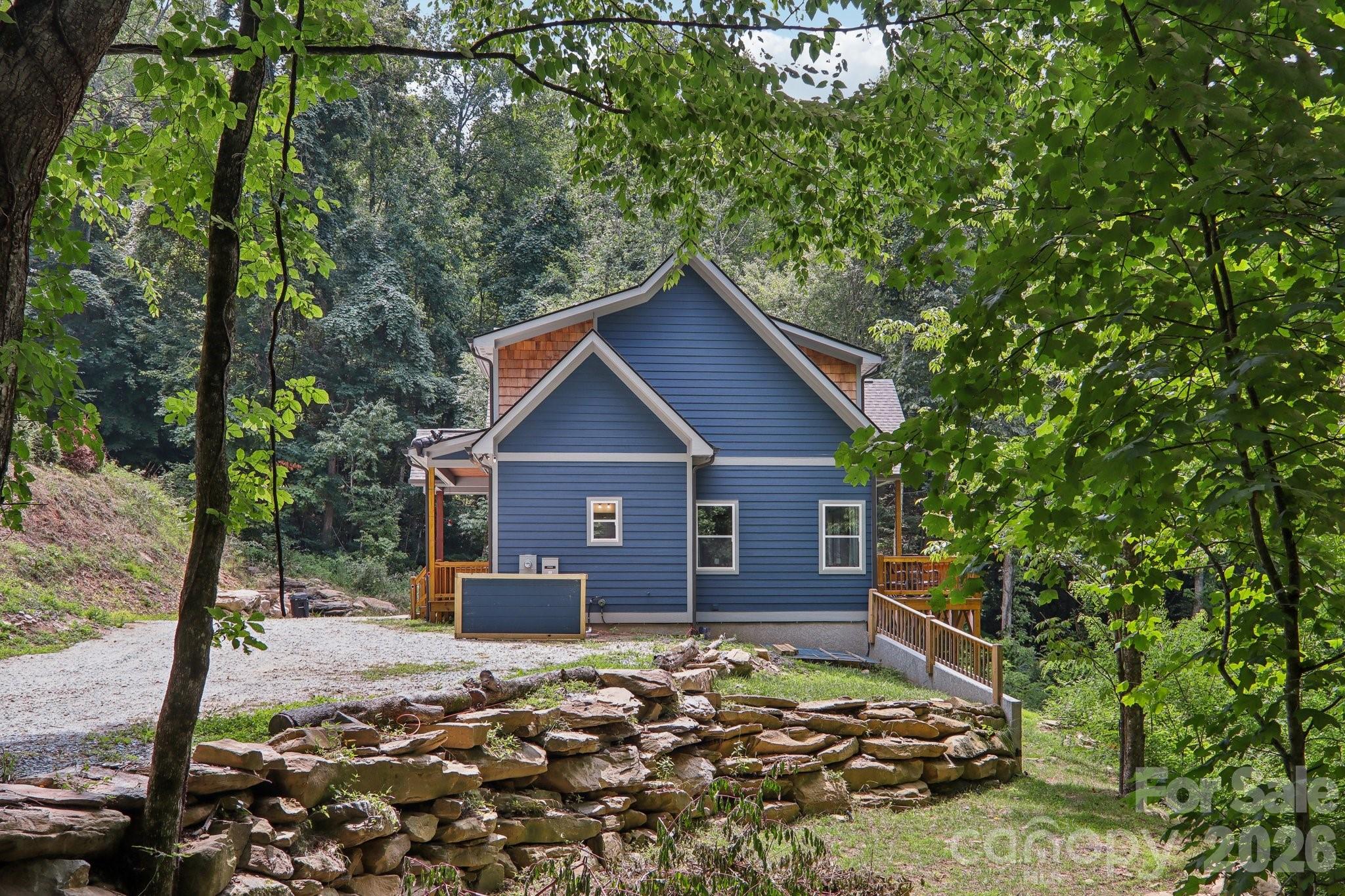 1105 Falls View Drive Property Photo 45