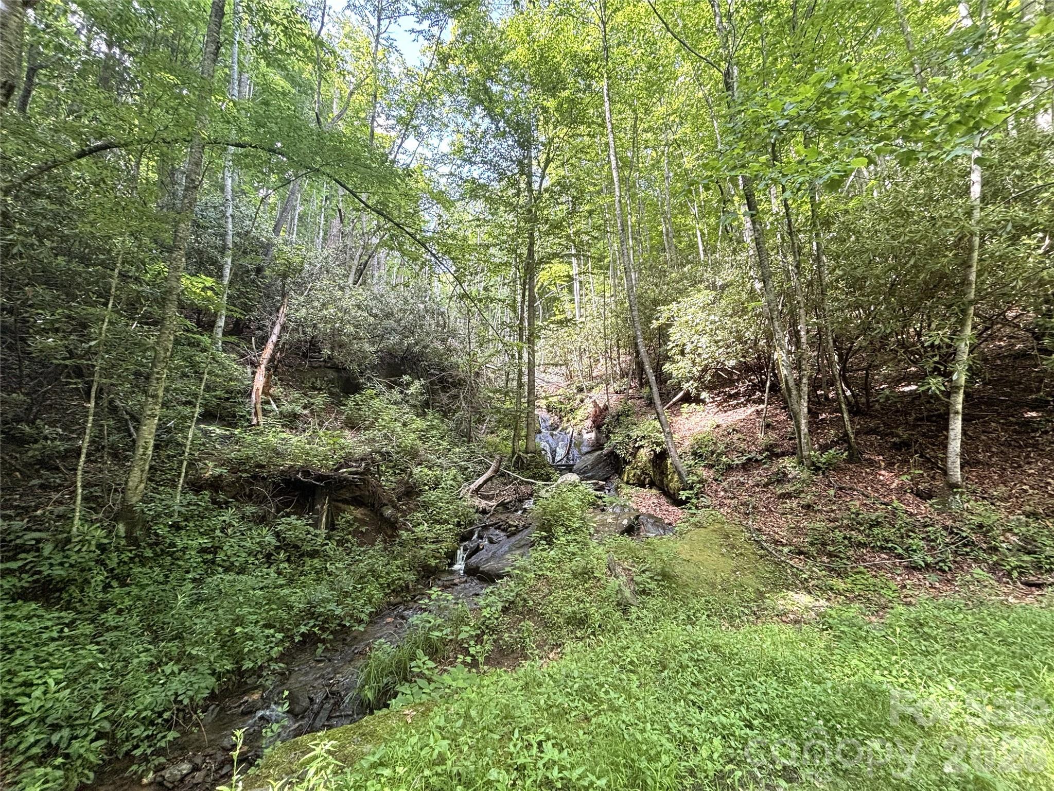 000 Valley View Drive Property Photo 1