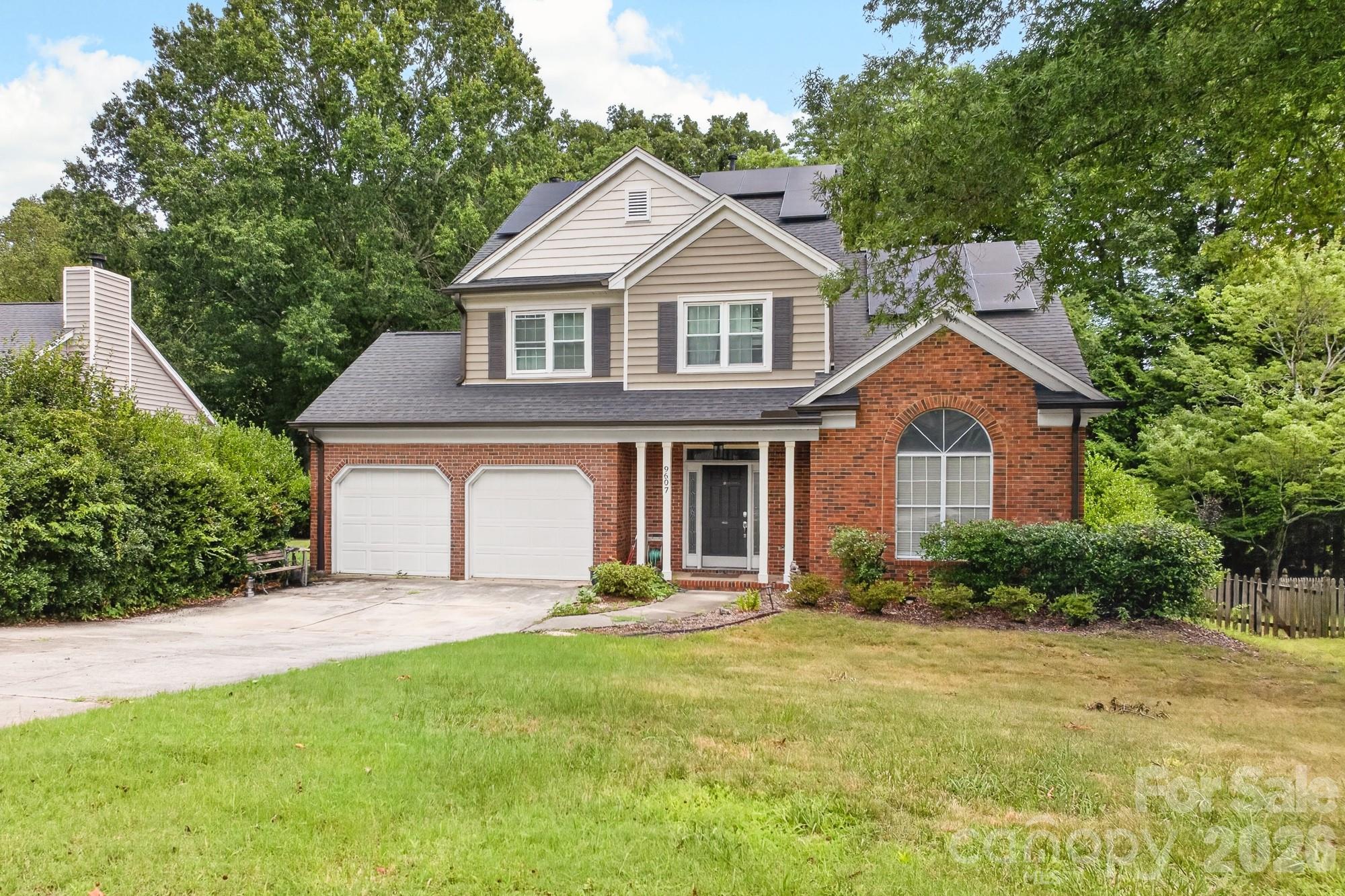 9607 Clifton Meadow Drive Property Photo 1