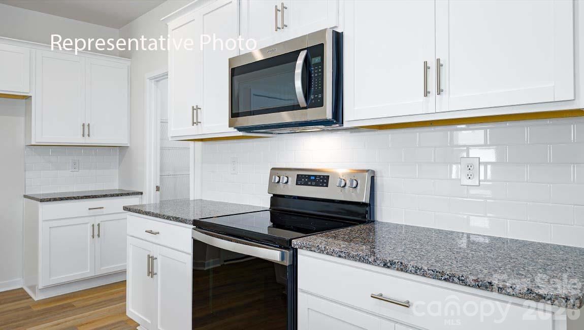 1423 Orchid Lane Property Photo 6
