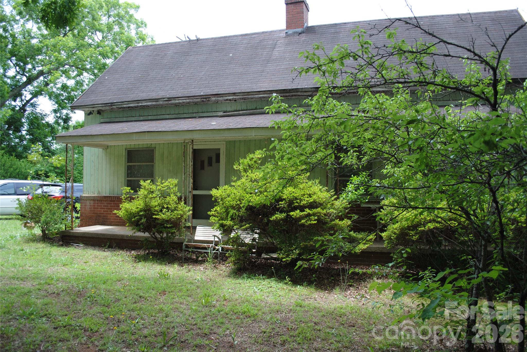 153 & 135 Caroleen Street Property Photo 3