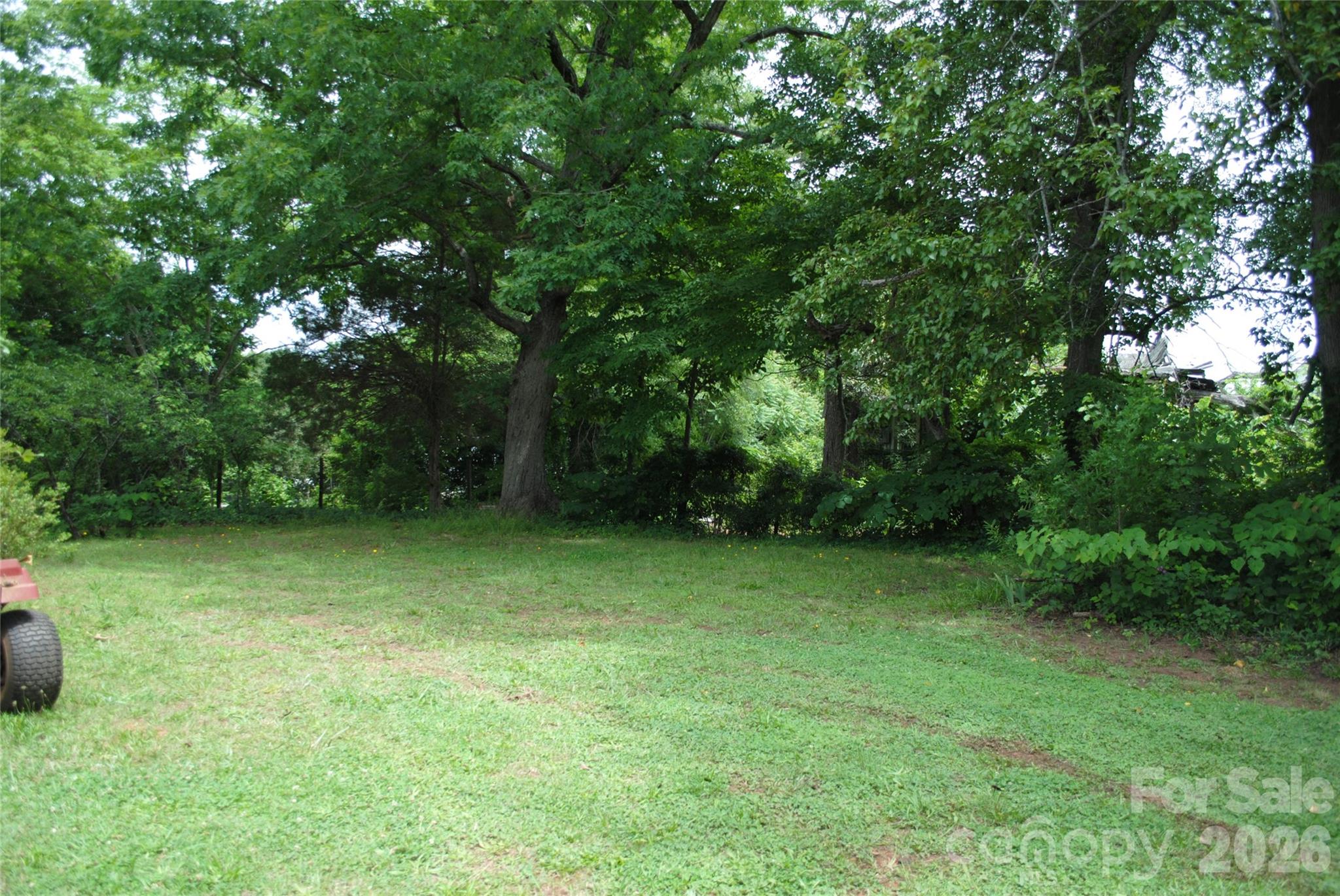 153 & 135 Caroleen Street Property Photo 7