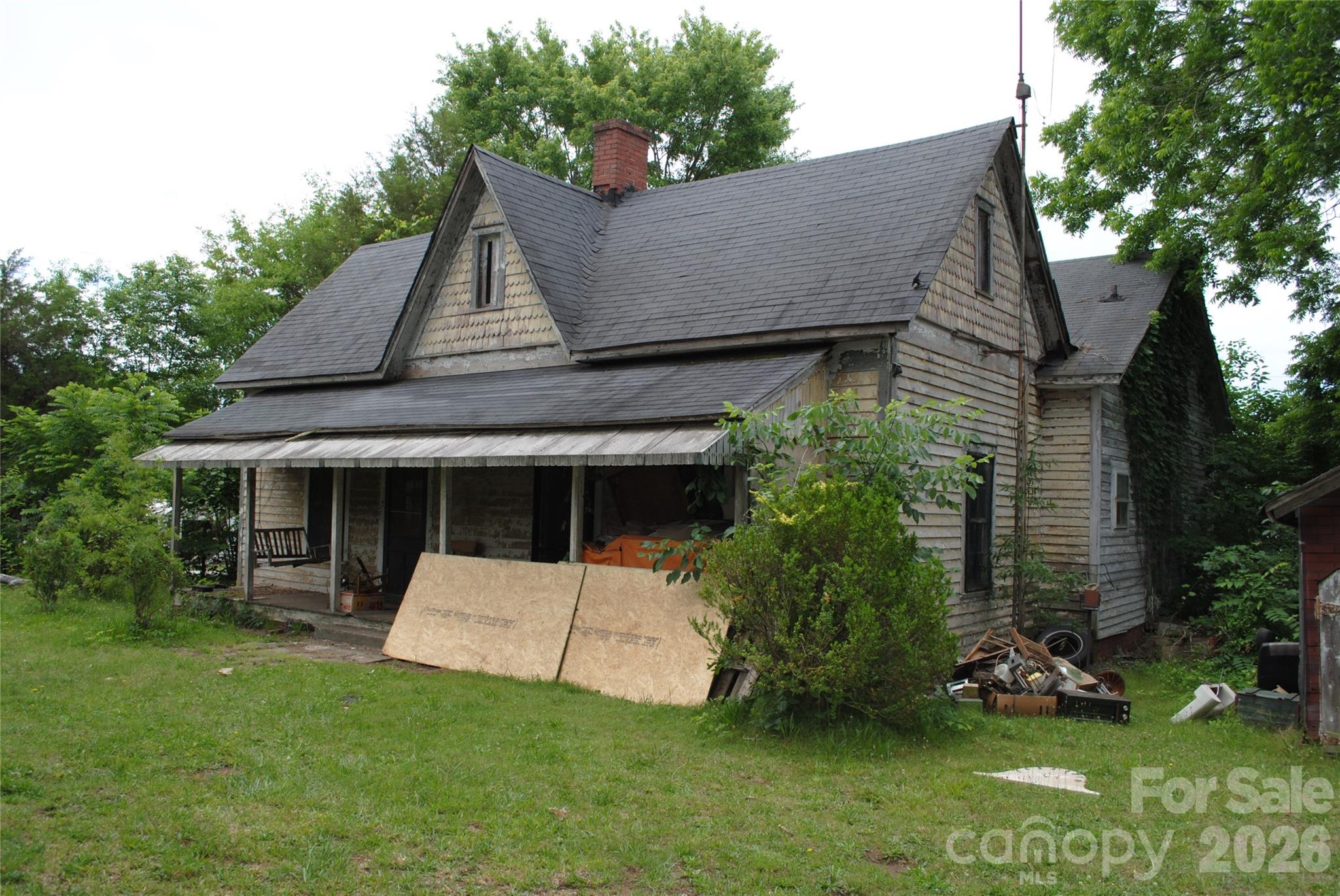 153 & 135 Caroleen Street Property Photo 20