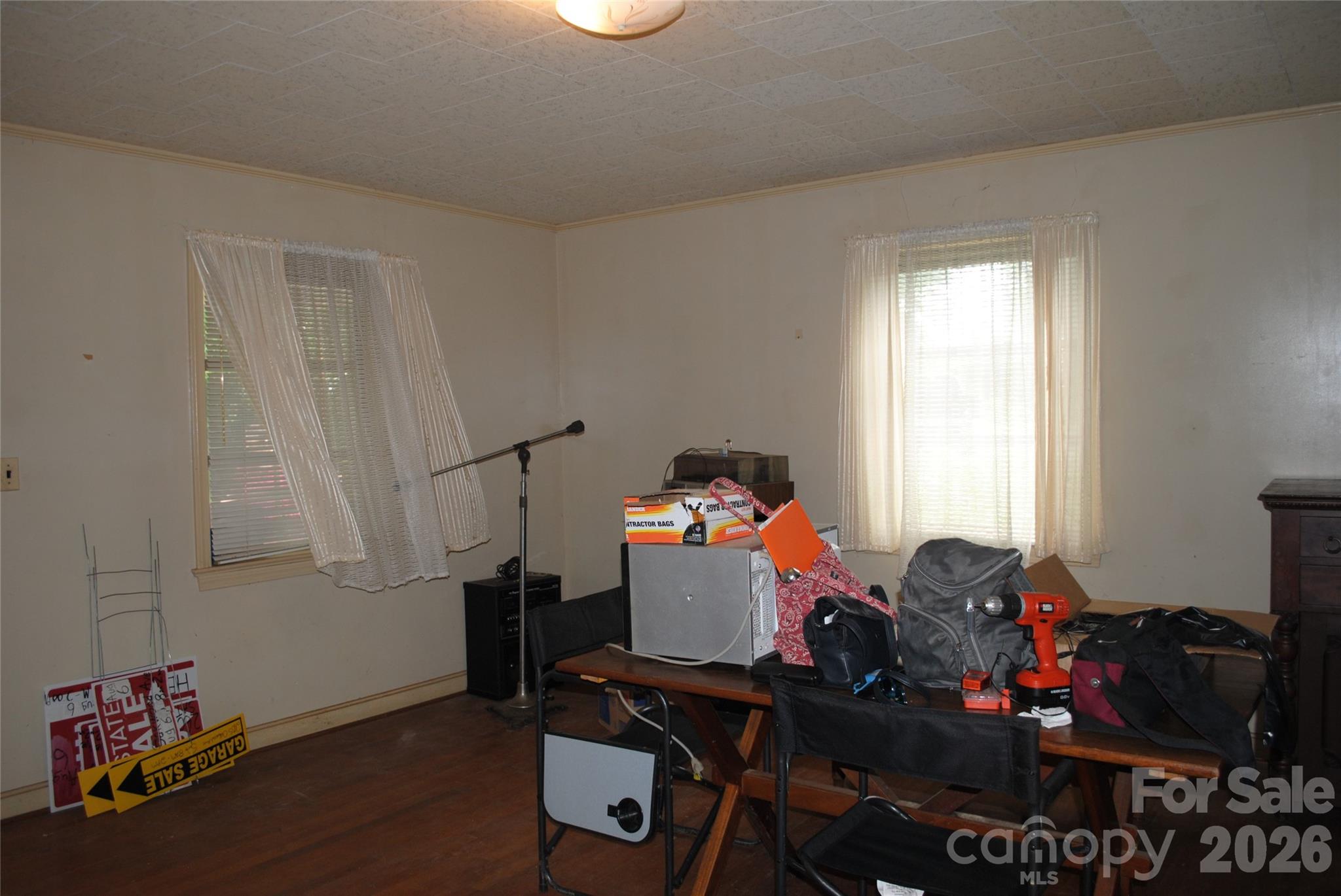 153 & 135 Caroleen Street Property Photo 38