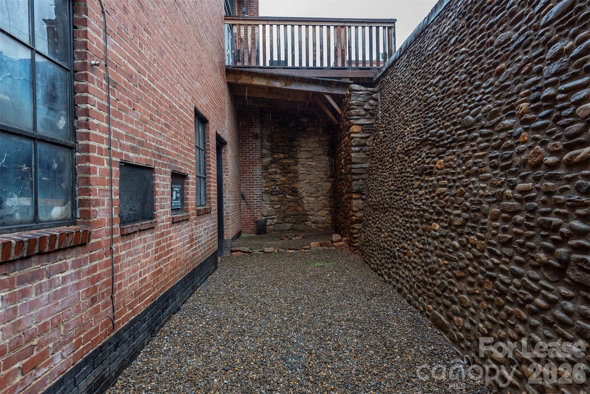 34 N Logan Street Property Photo 12