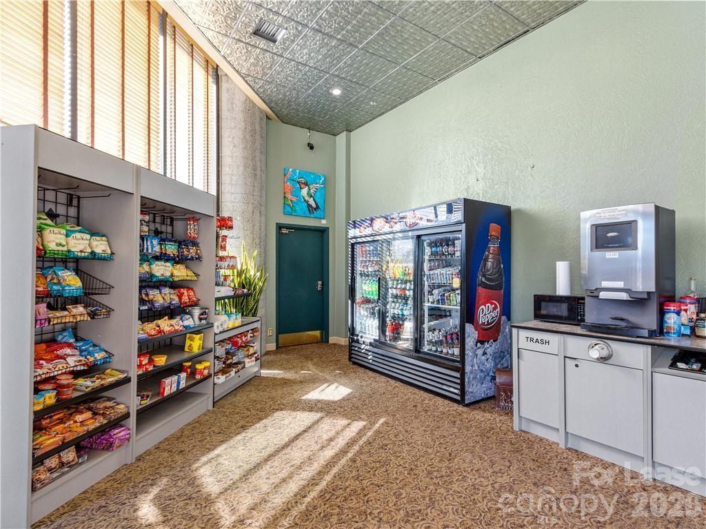 303 Sugar Top Drive 3827 Property Photo 24