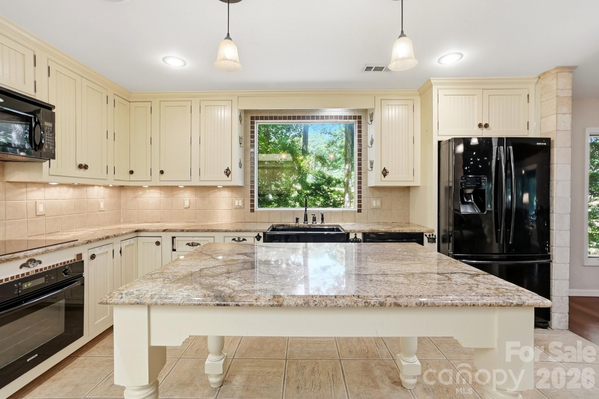 36 Water Thrush Road Property Photo 13