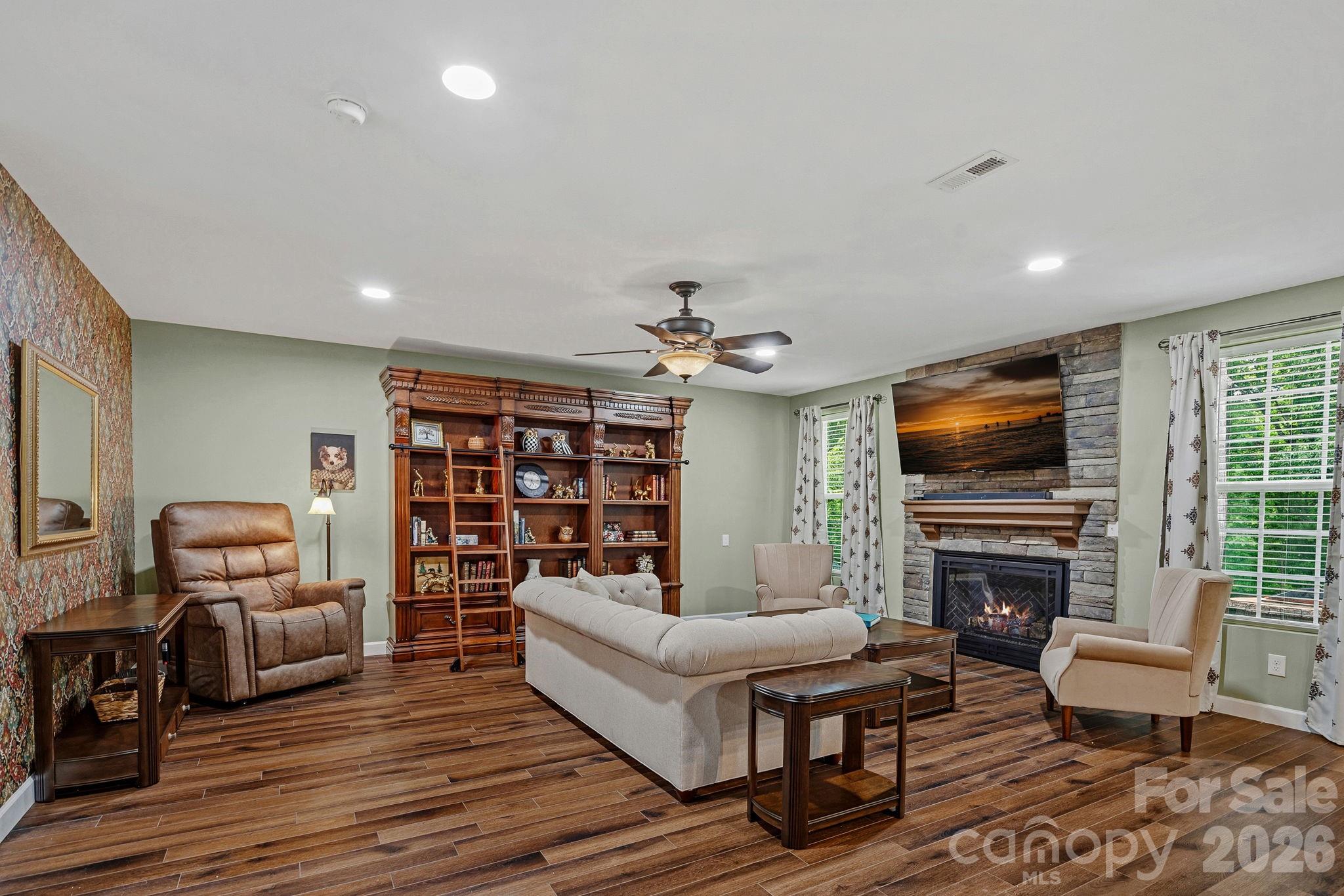 2026 Sweet William Drive Property Photo 33