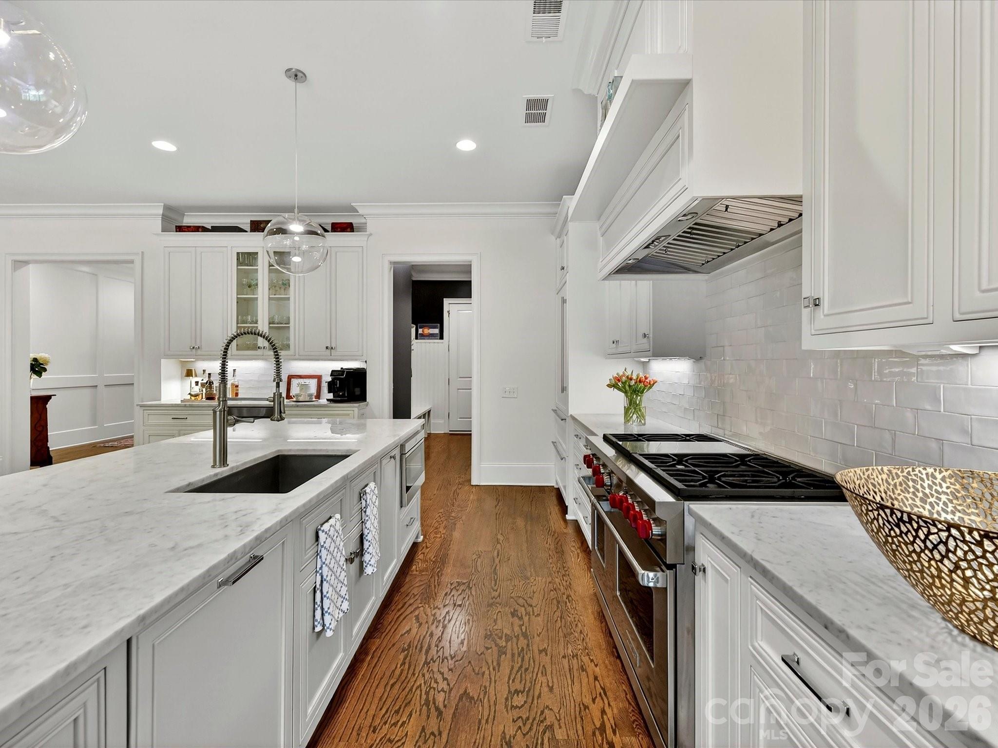 117 Huntley Place Property Photo 10
