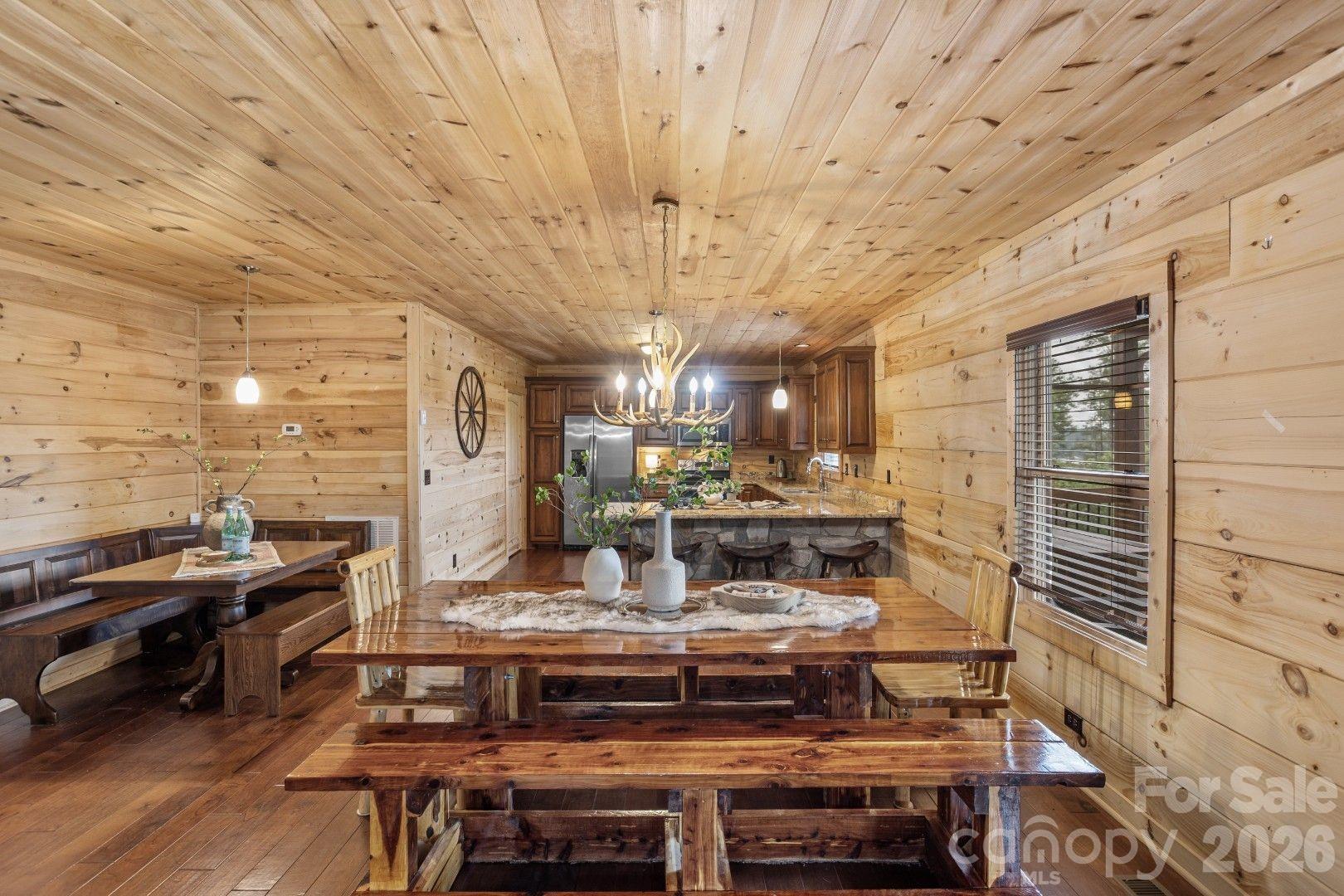 1732 Waters Edge Drive Property Photo 16