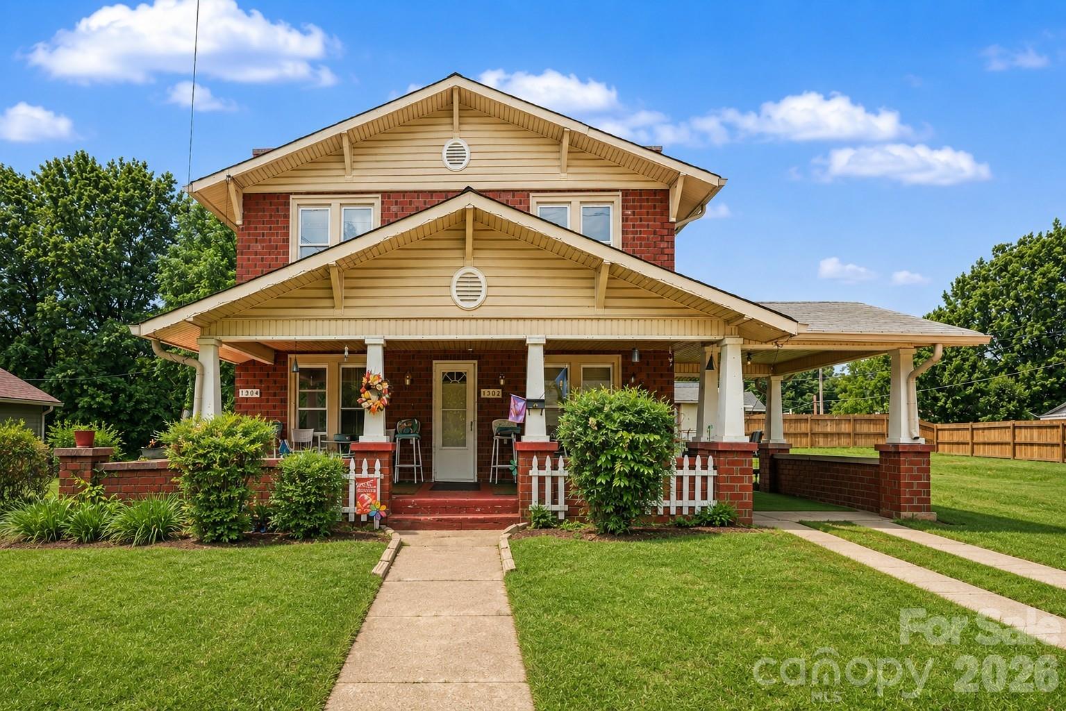 1302 Wilson W Lee Boulevard Property Photo 1