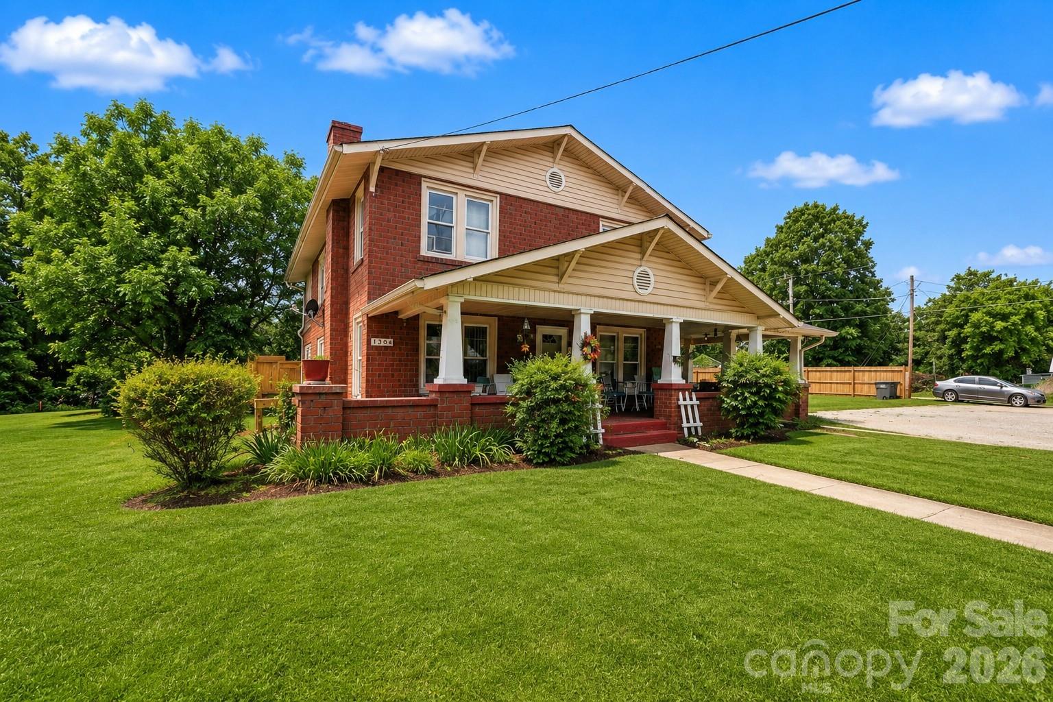 1302 Wilson W Lee Boulevard Property Photo 2