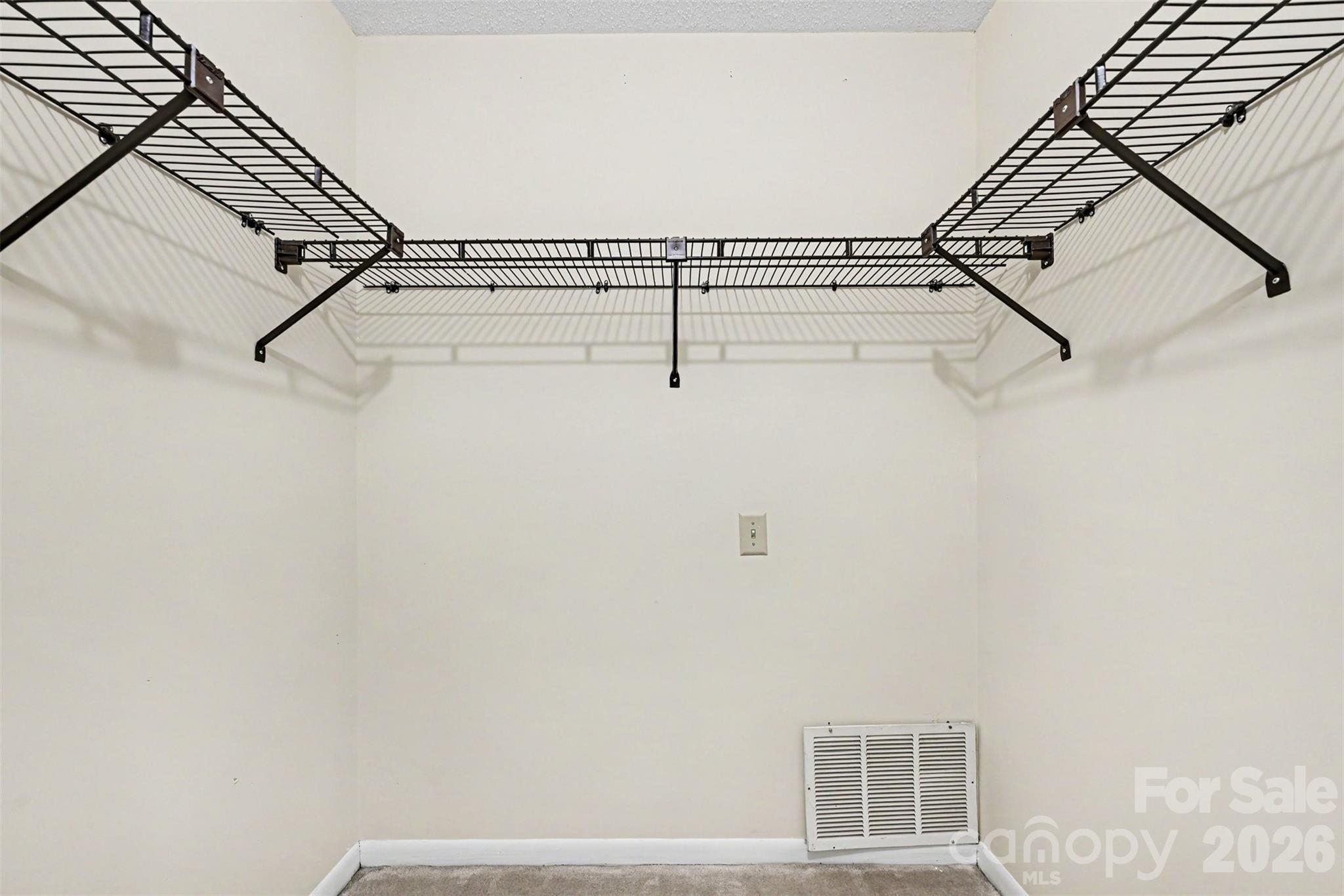 8015 Cedar Glen Drive Property Photo 12