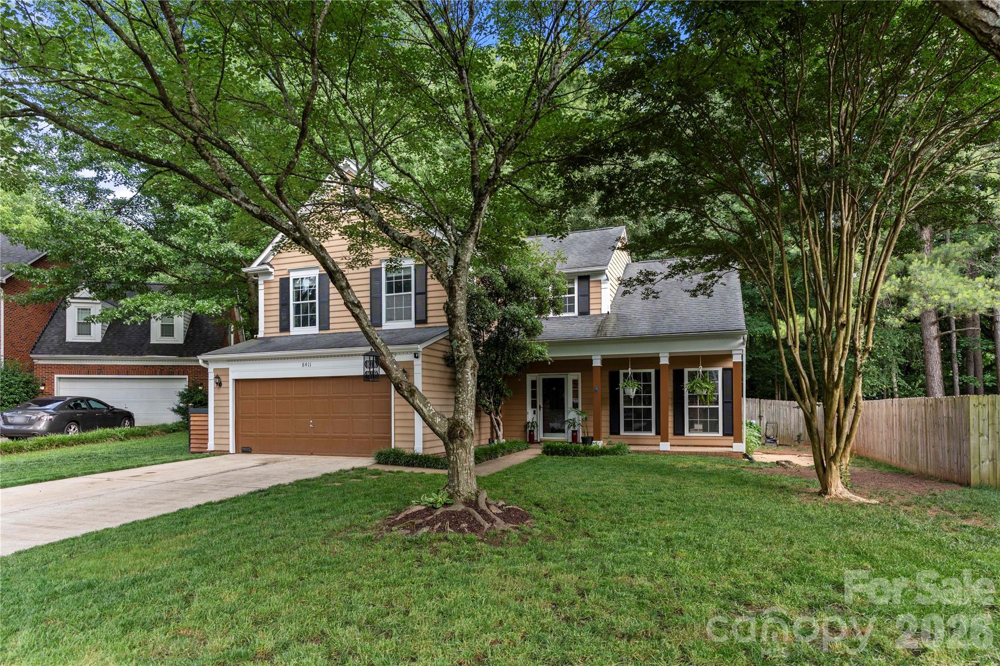 8411 Red Cypress Court Property Photo 3