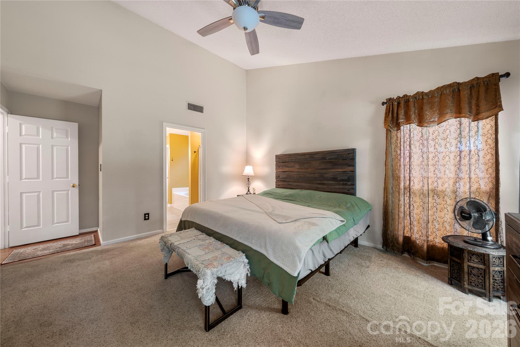 8411 Red Cypress Court Property Photo 23