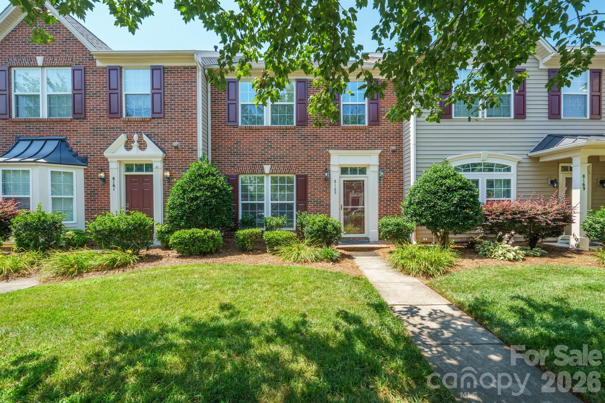 8165 Bridgegate Drive Property Photo 1