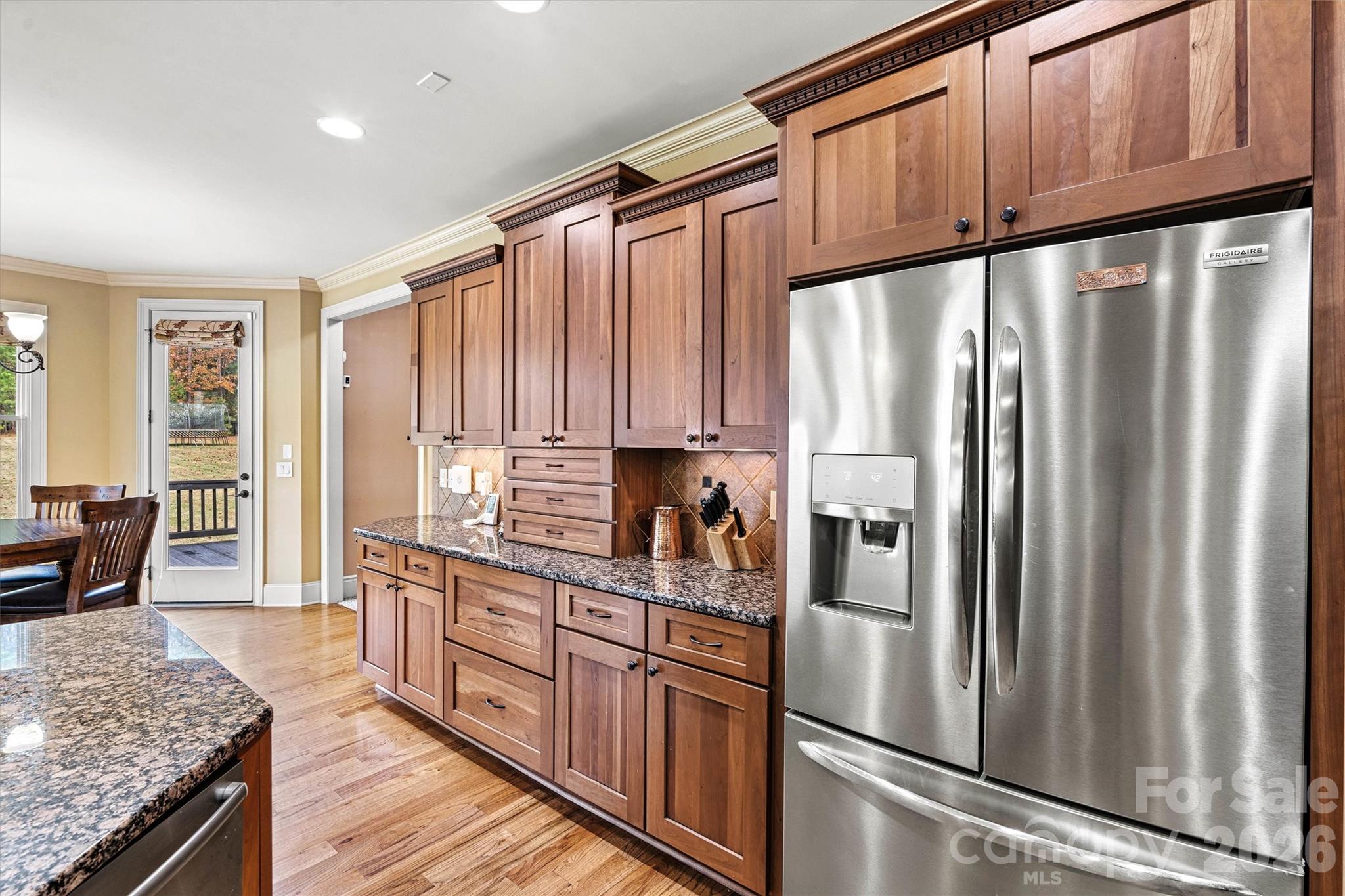 336 Kenway Loop Property Photo 15