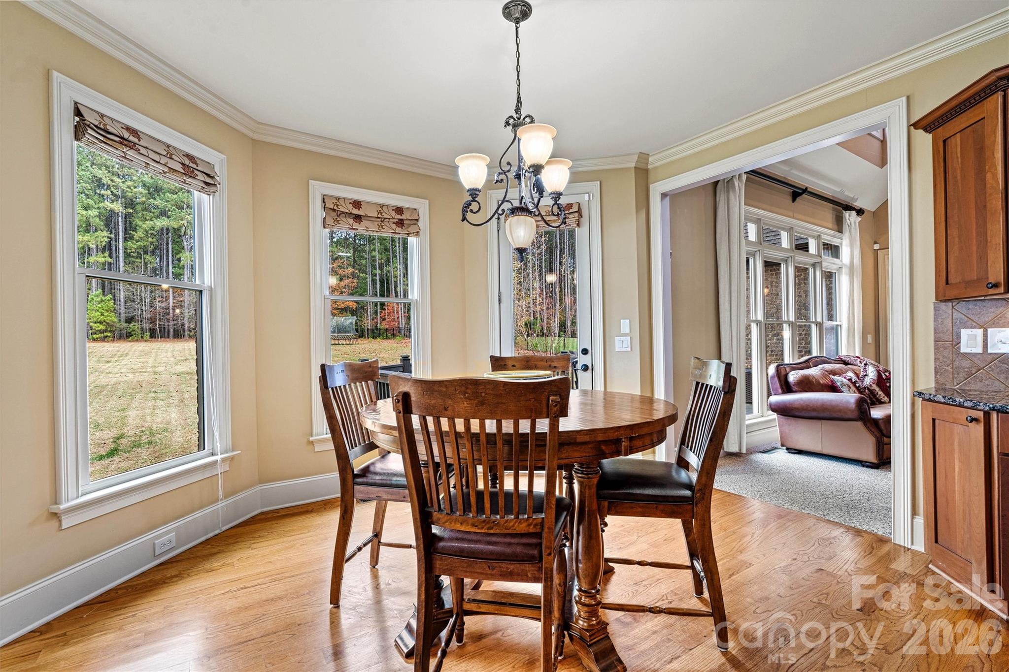 336 Kenway Loop Property Photo 19